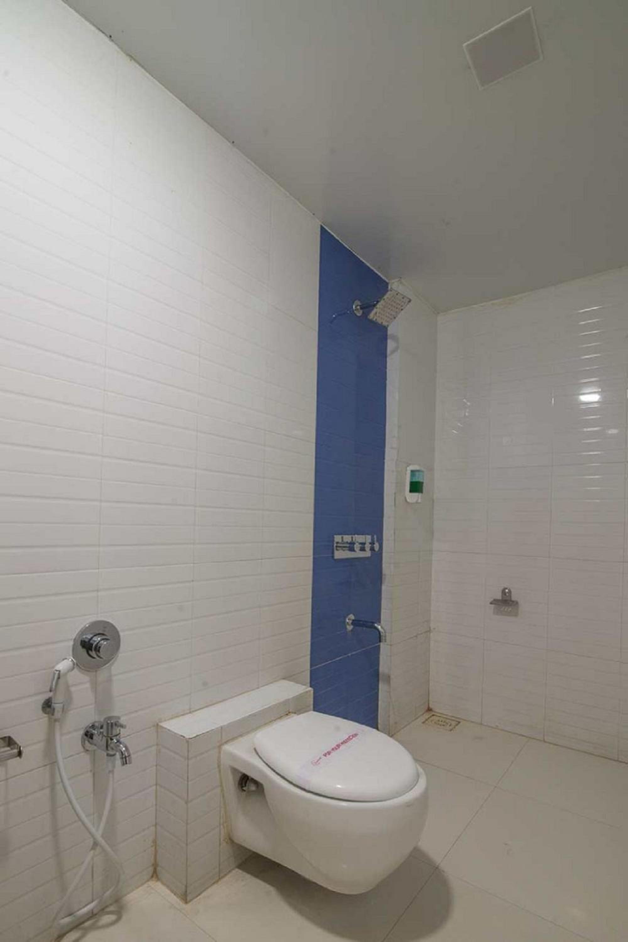 Deluxe Room - Photo 2
