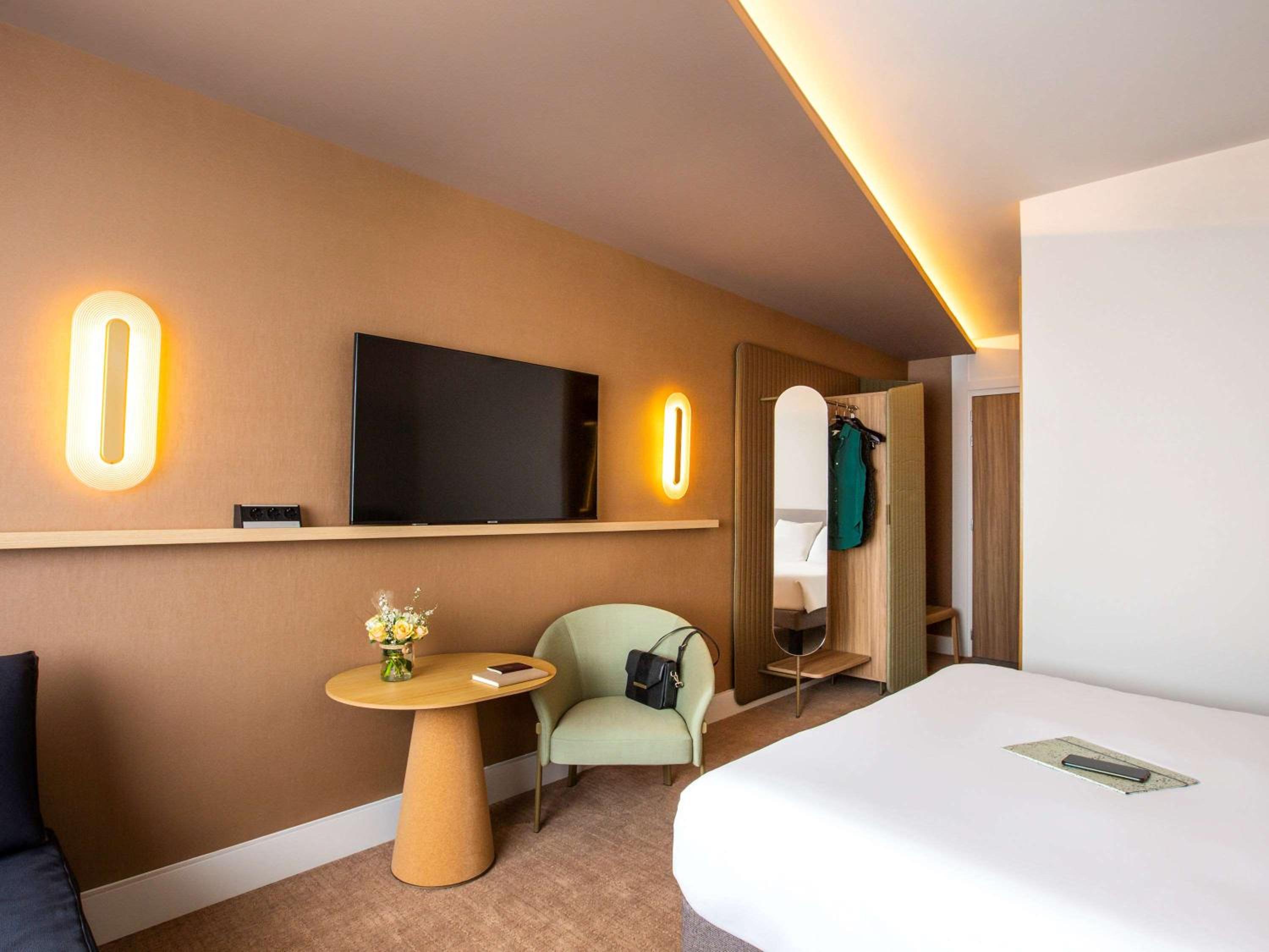 Superior Room with 1 Double Bed and 1 Sofa Bed - Photo 7