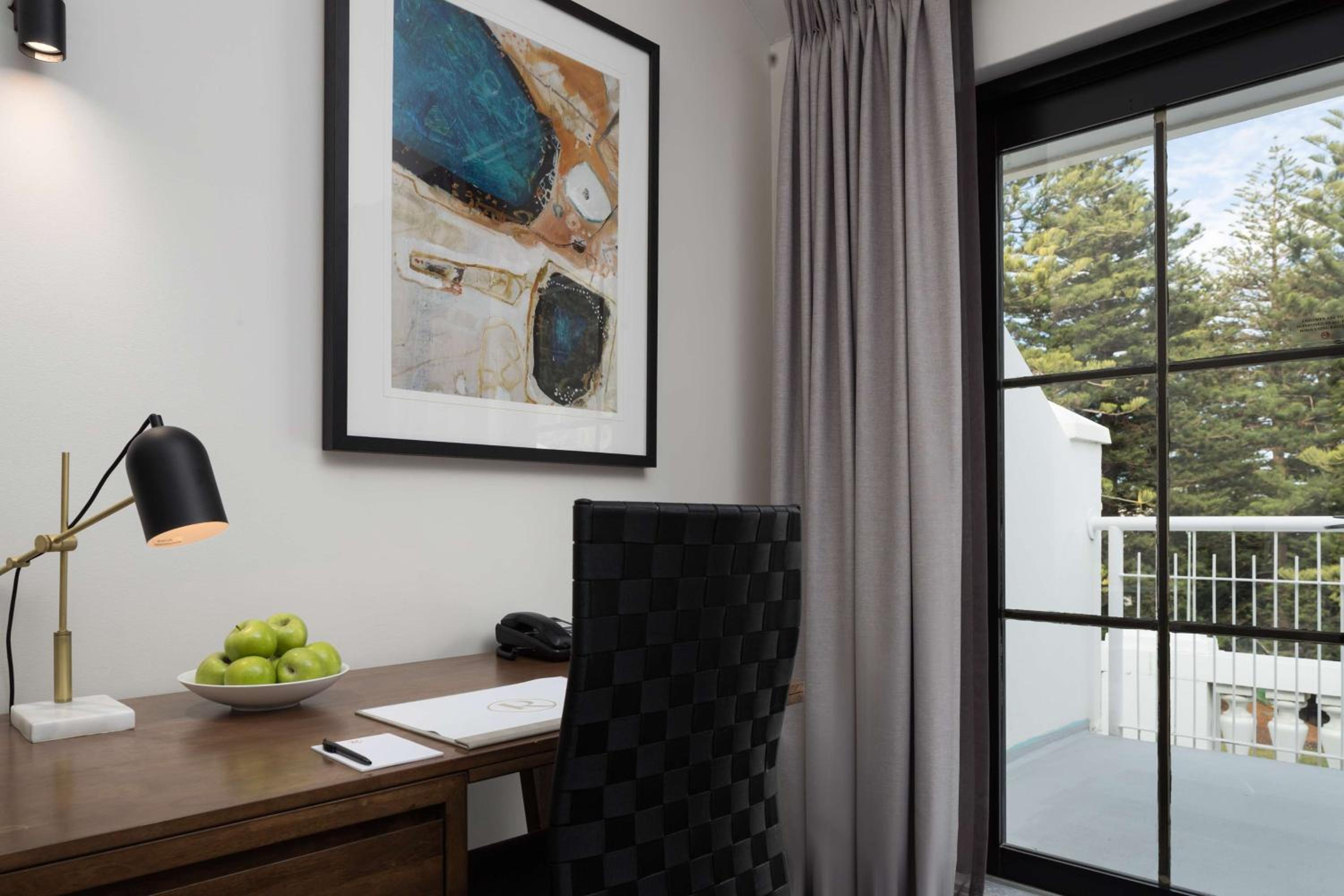 Park View Room  - Photo 3