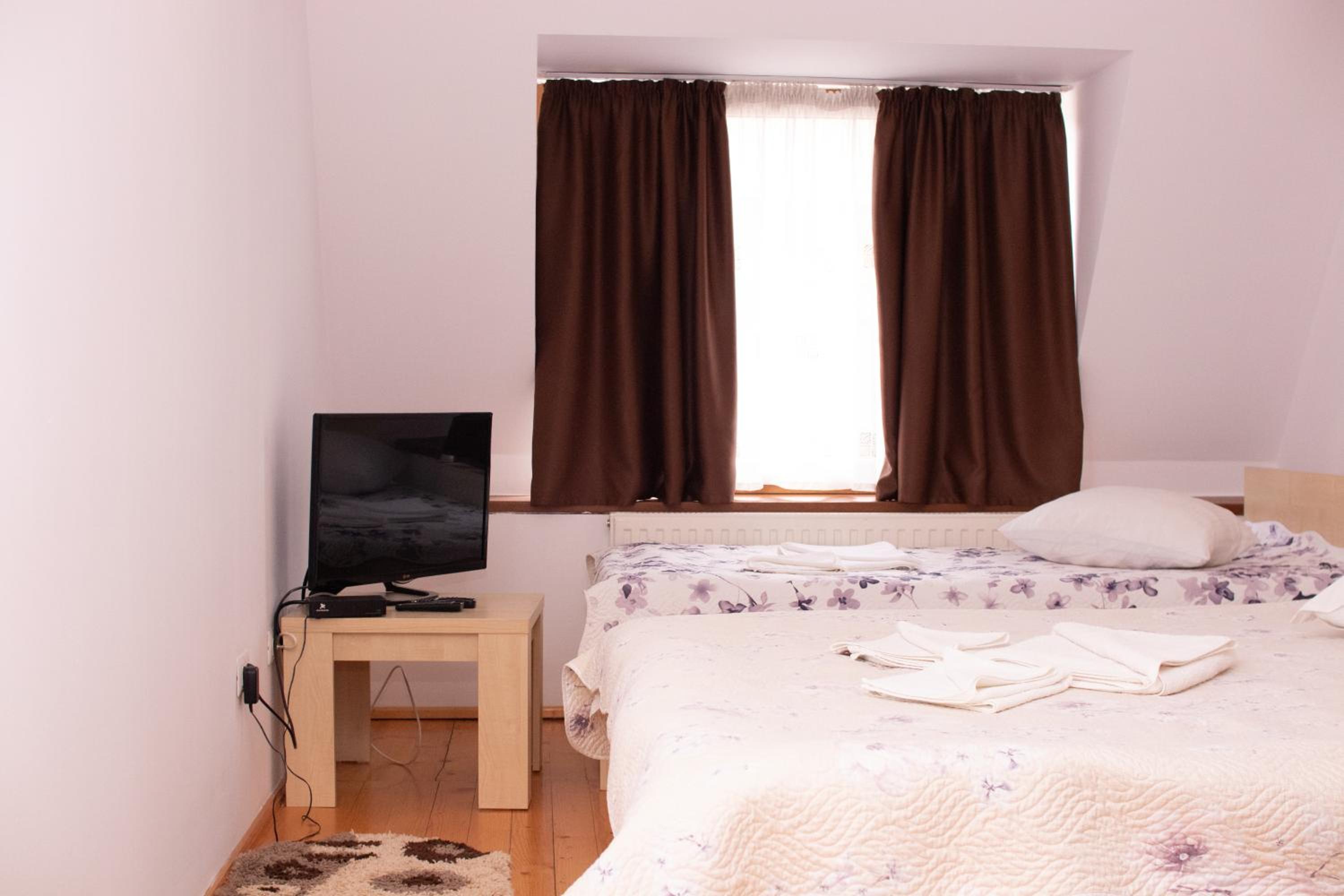 Triple Room with Private Bathroom