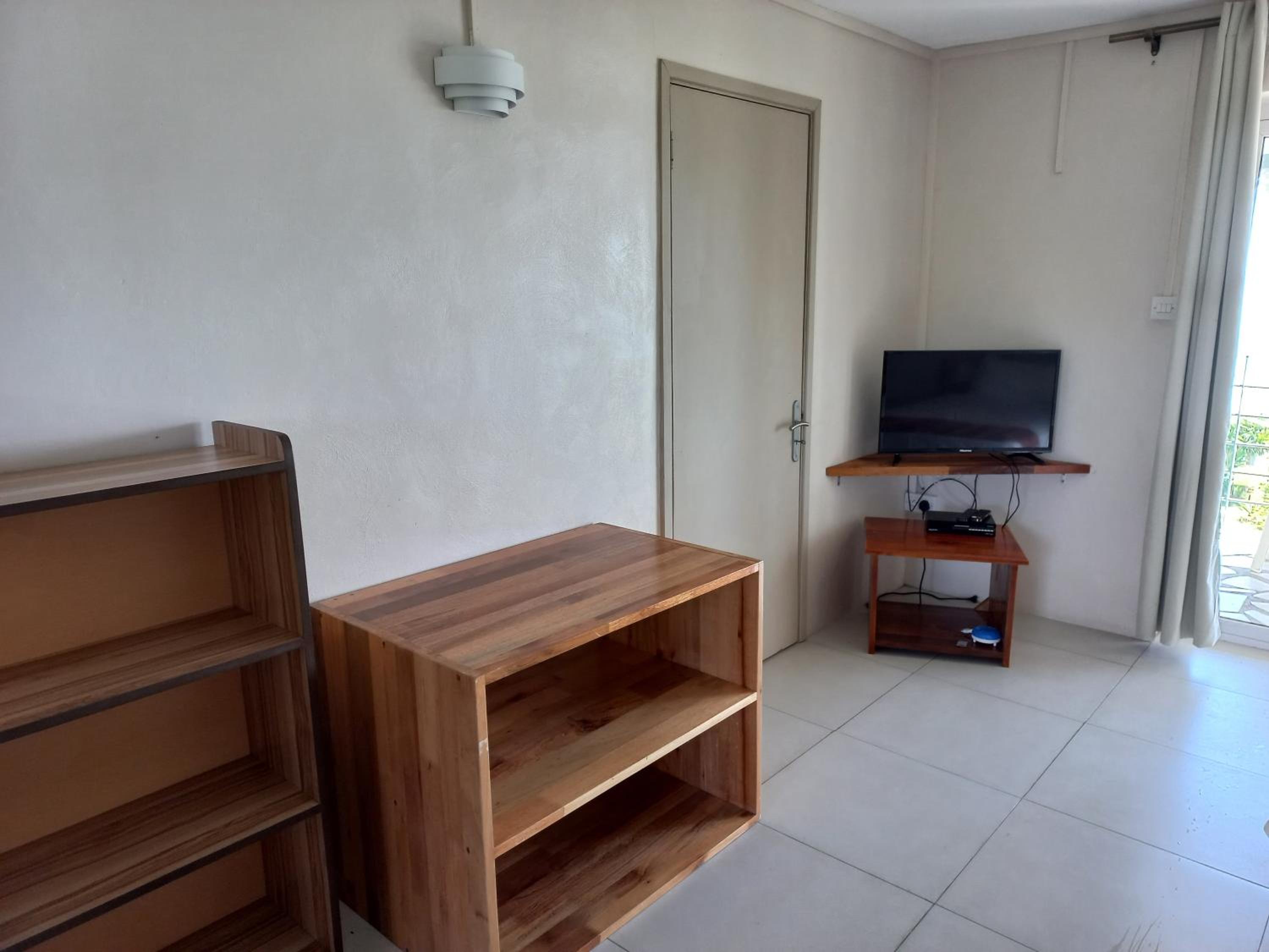 One-Bedroom Villa - Photo 1