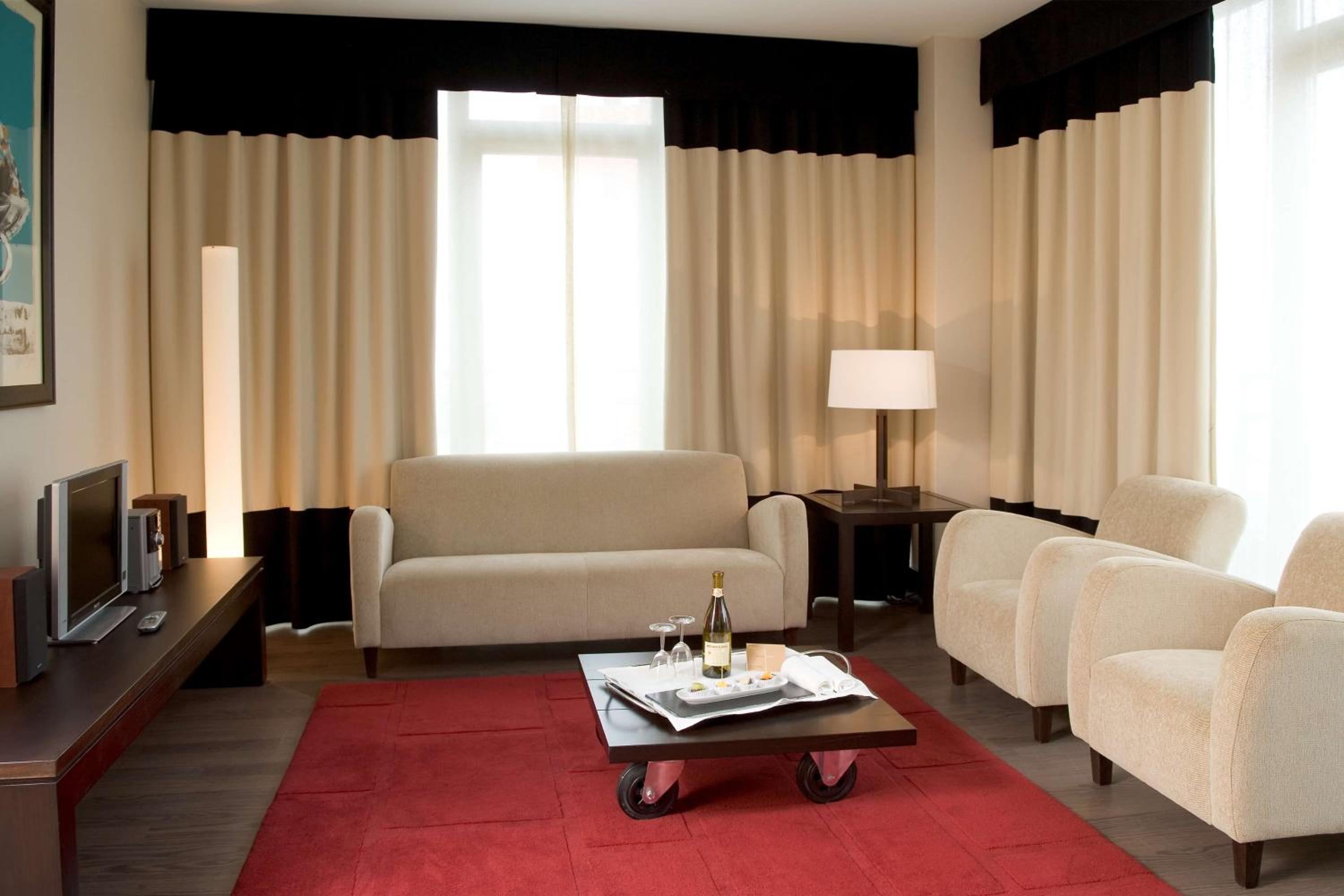 Junior Suite - Photo 1