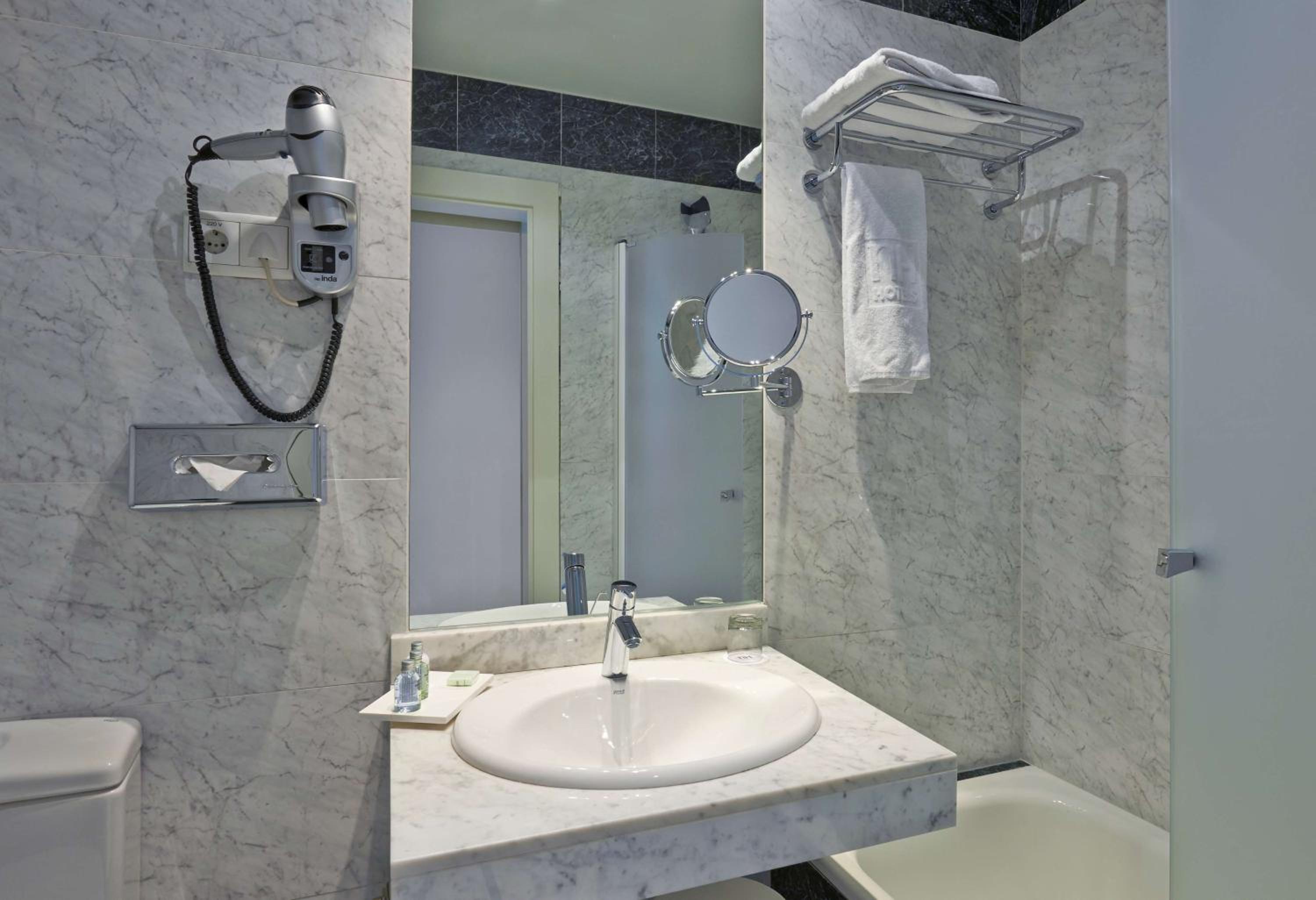 Standard Single Room photo 2