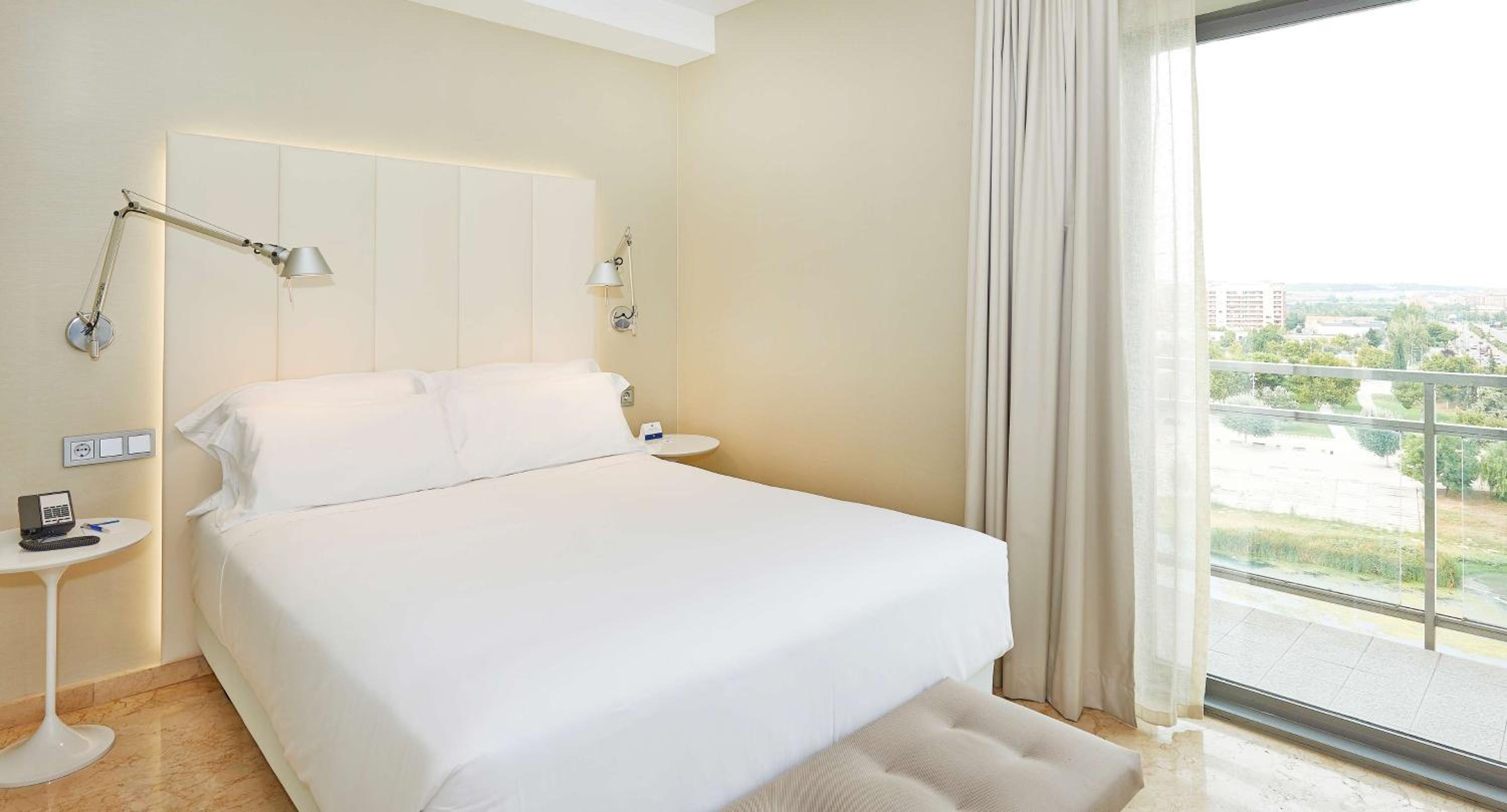 Standard Double Room - Photo 4