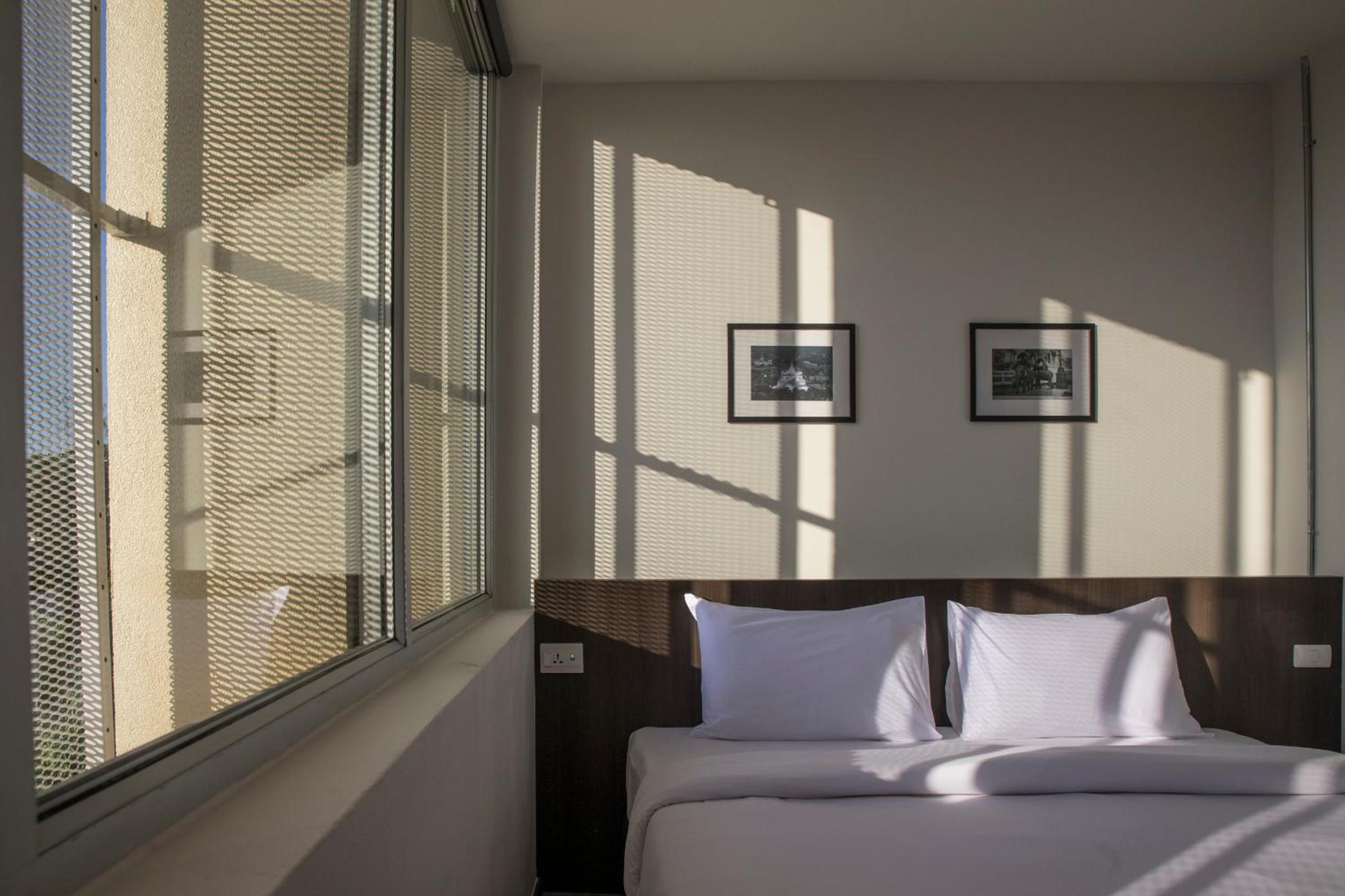Standard Double Room with City View photo 2