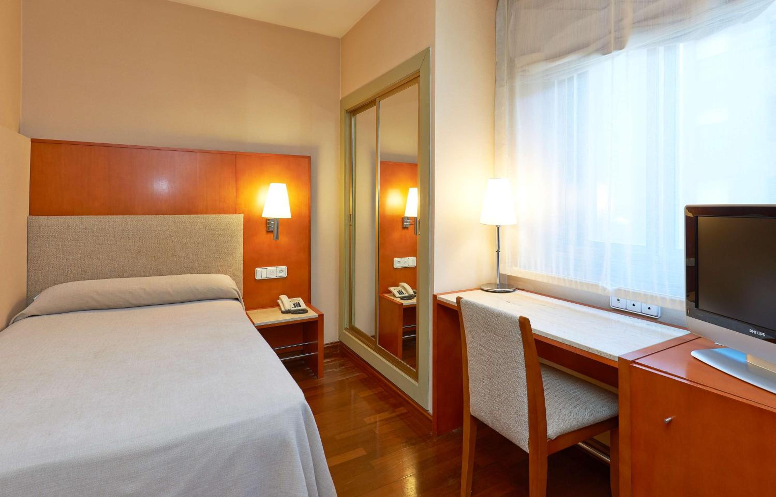 Standard Single Room photo 3