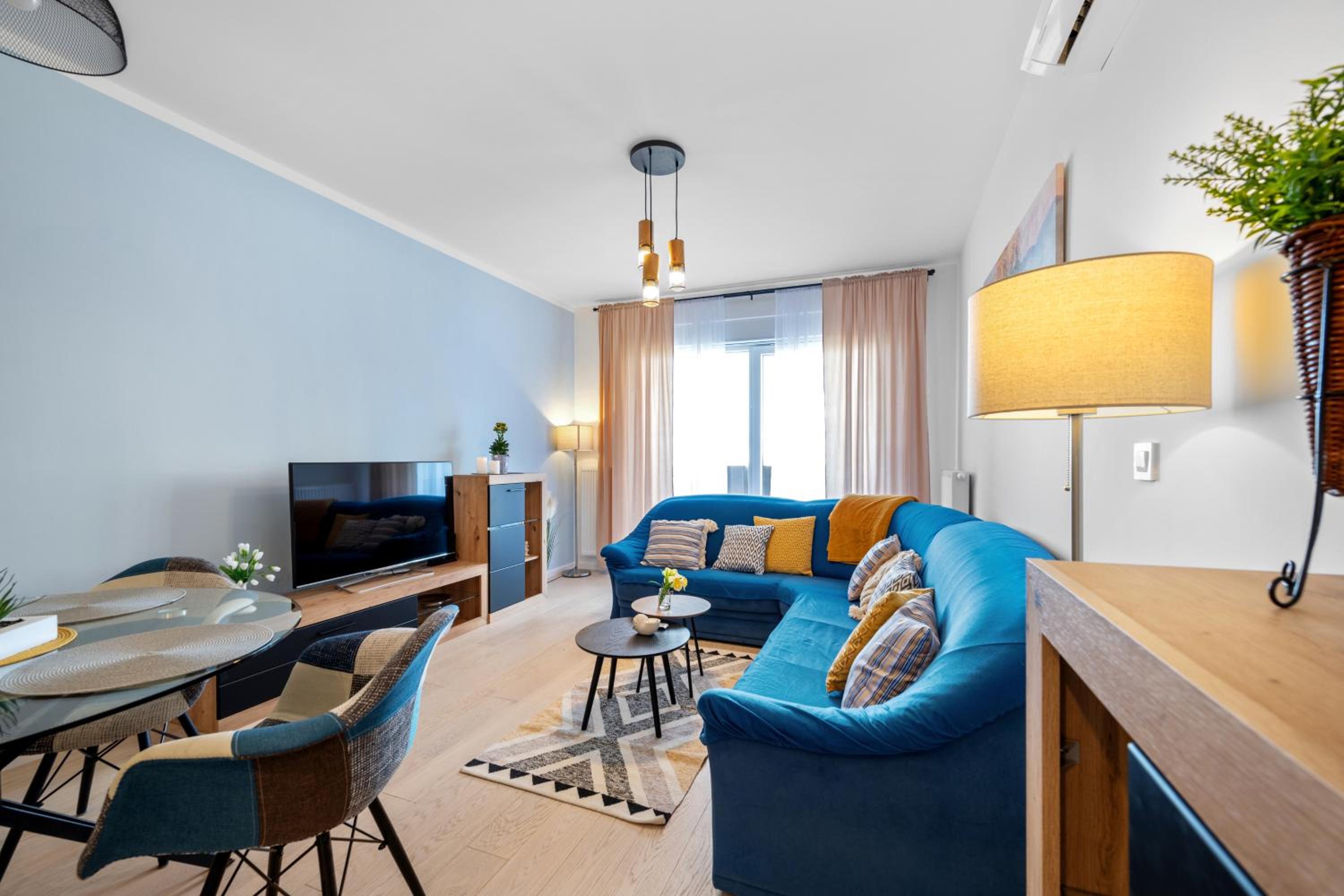 Two-Bedroom Apartment - Photo 20