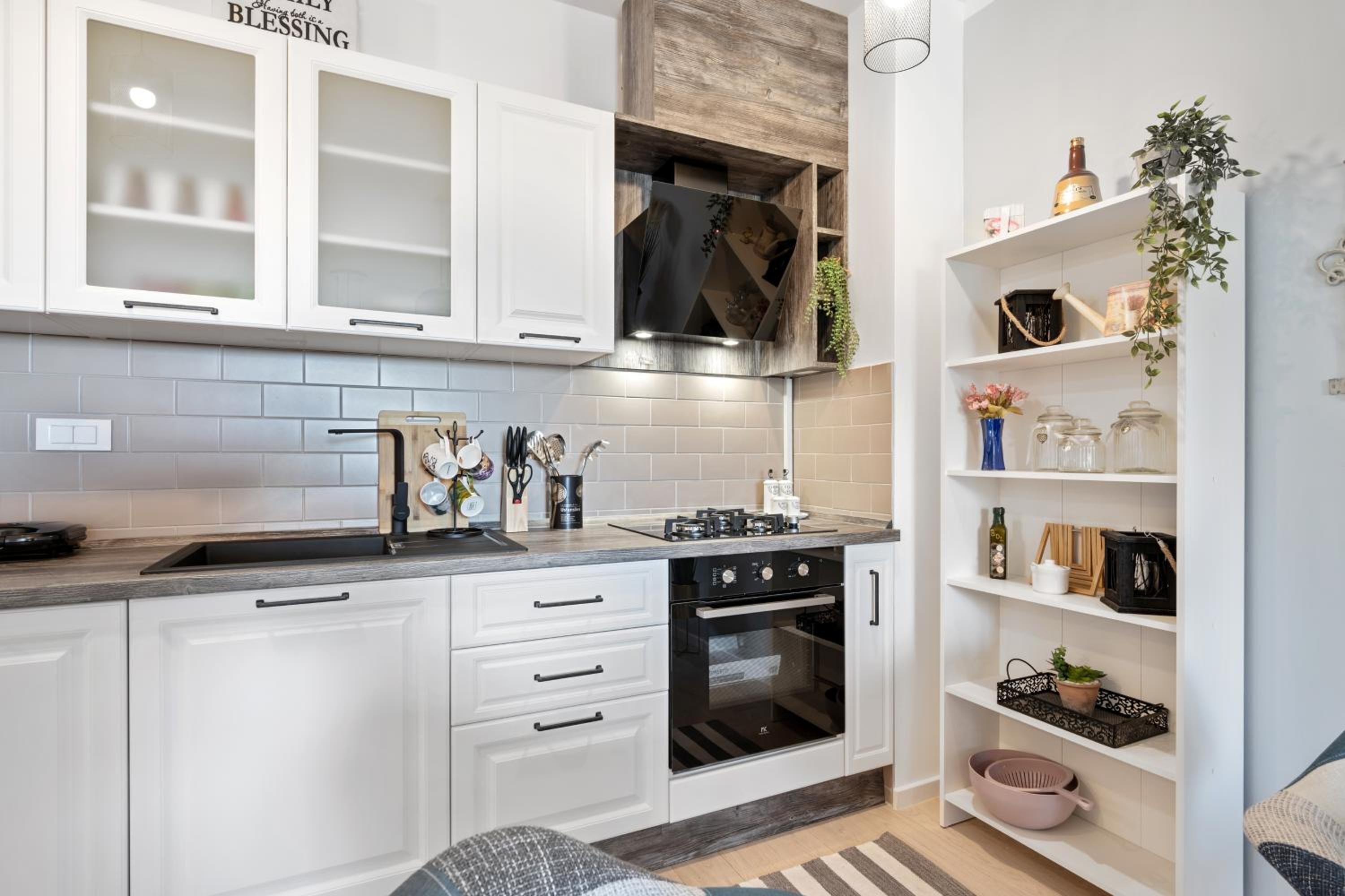 Two-Bedroom Apartment - Photo 19