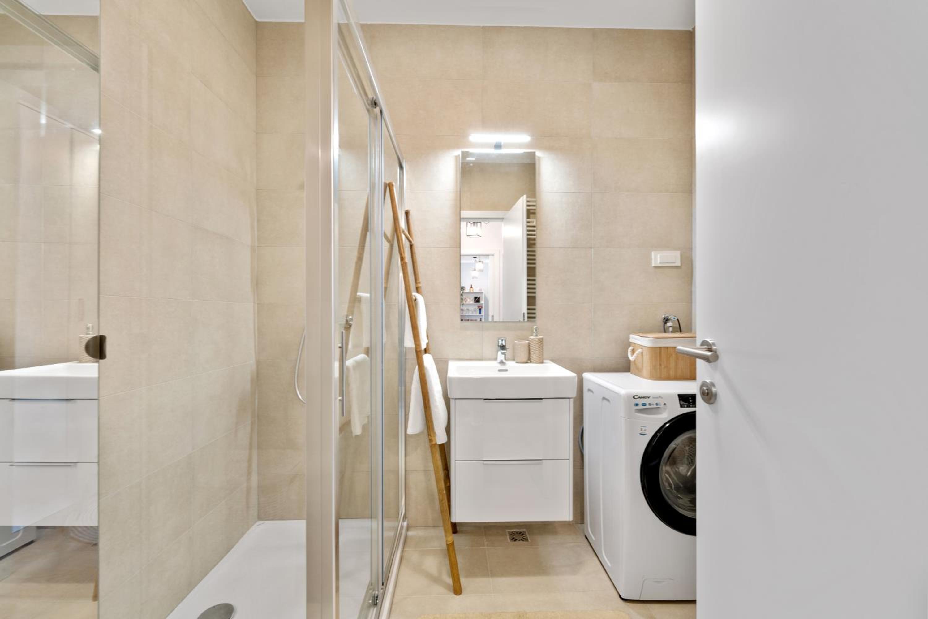 Two-Bedroom Apartment - Photo 12