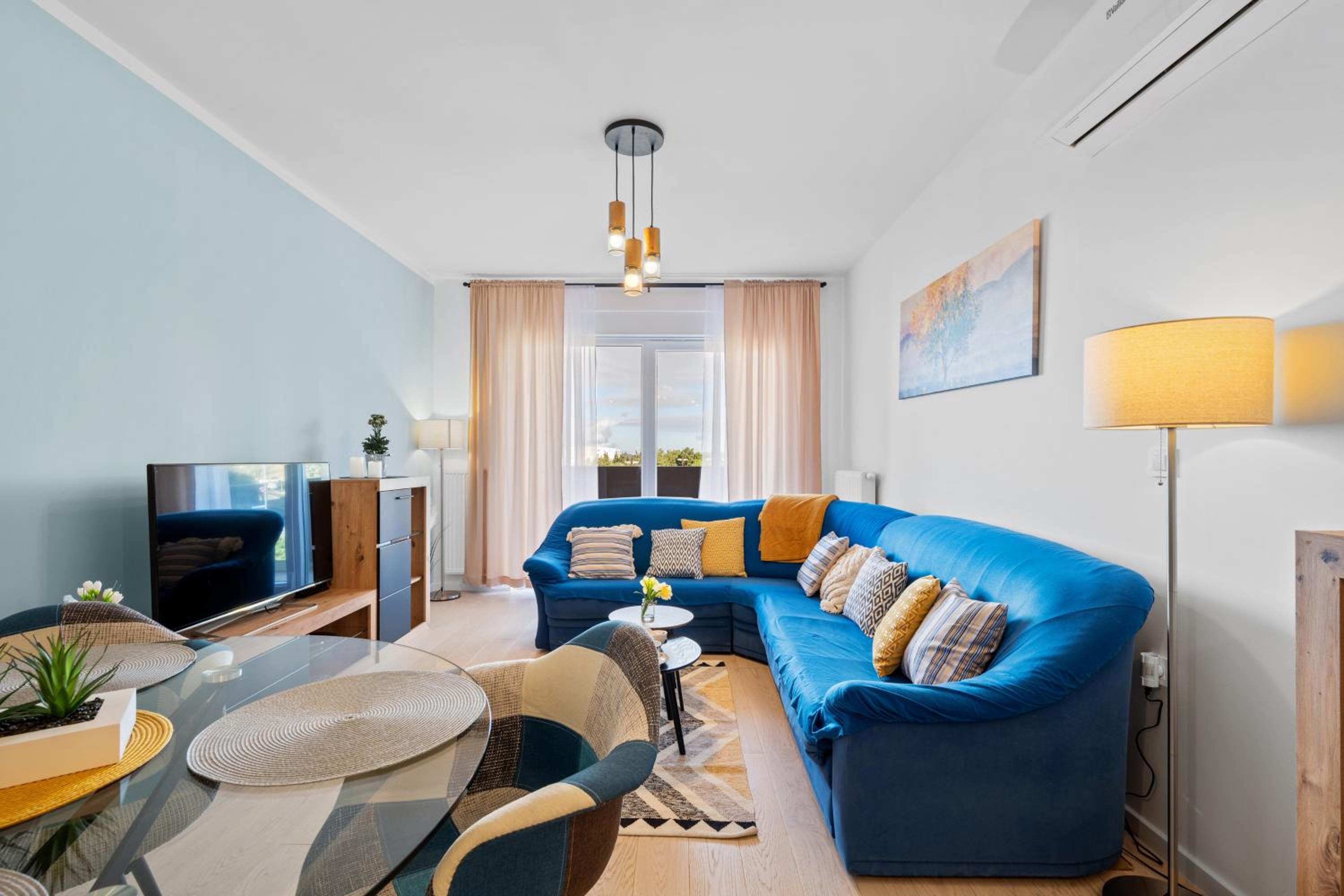 Two-Bedroom Apartment - Photo 15