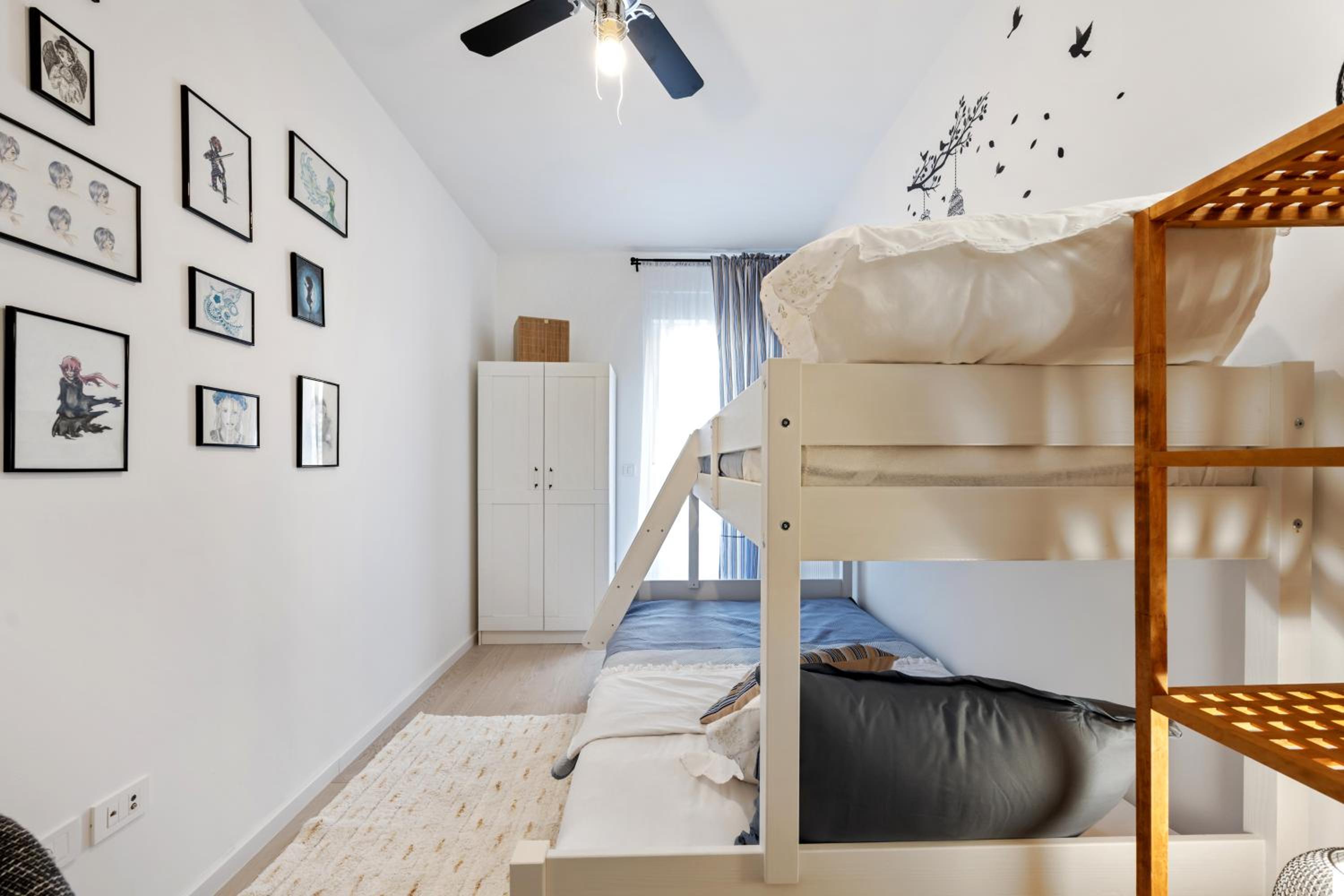 Two-Bedroom Apartment - Photo 7