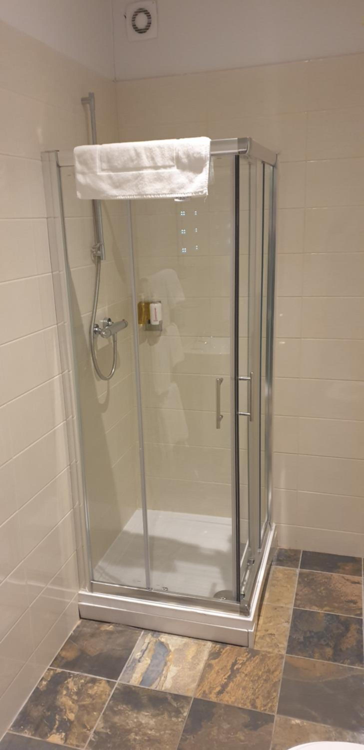 Single Room with Shower photo 2