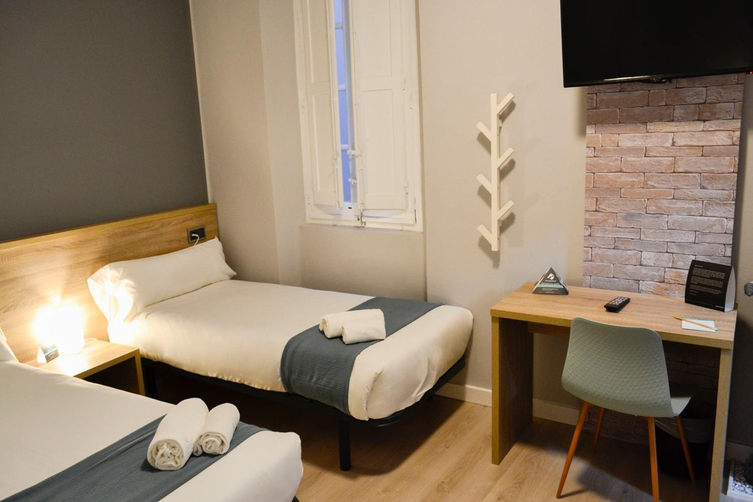 Habitación Estándar con Dos Camas Individuales