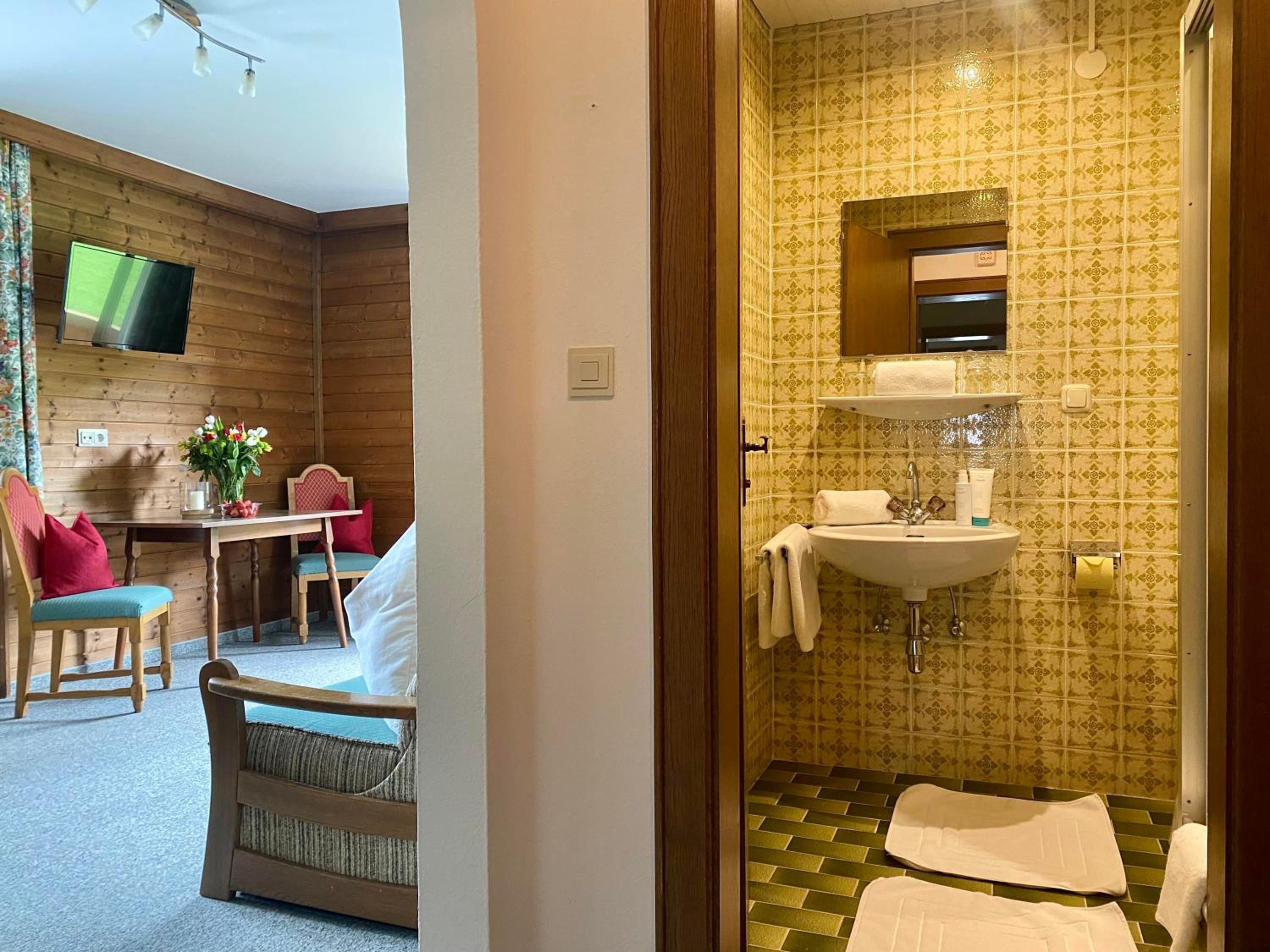 Superior One-Bedroom Apartment with Balcony photo 3