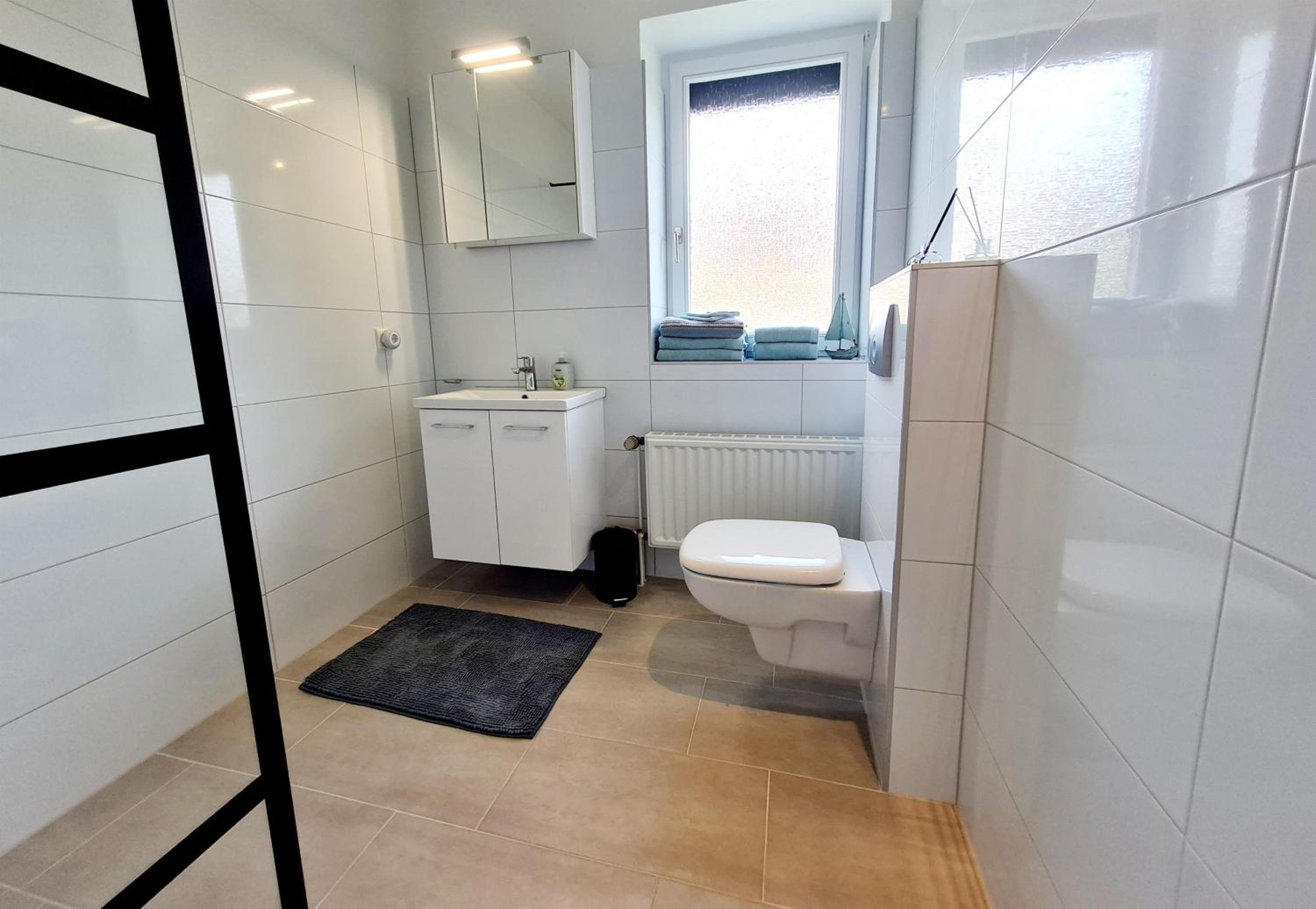 Holiday Home with Shower photo 2