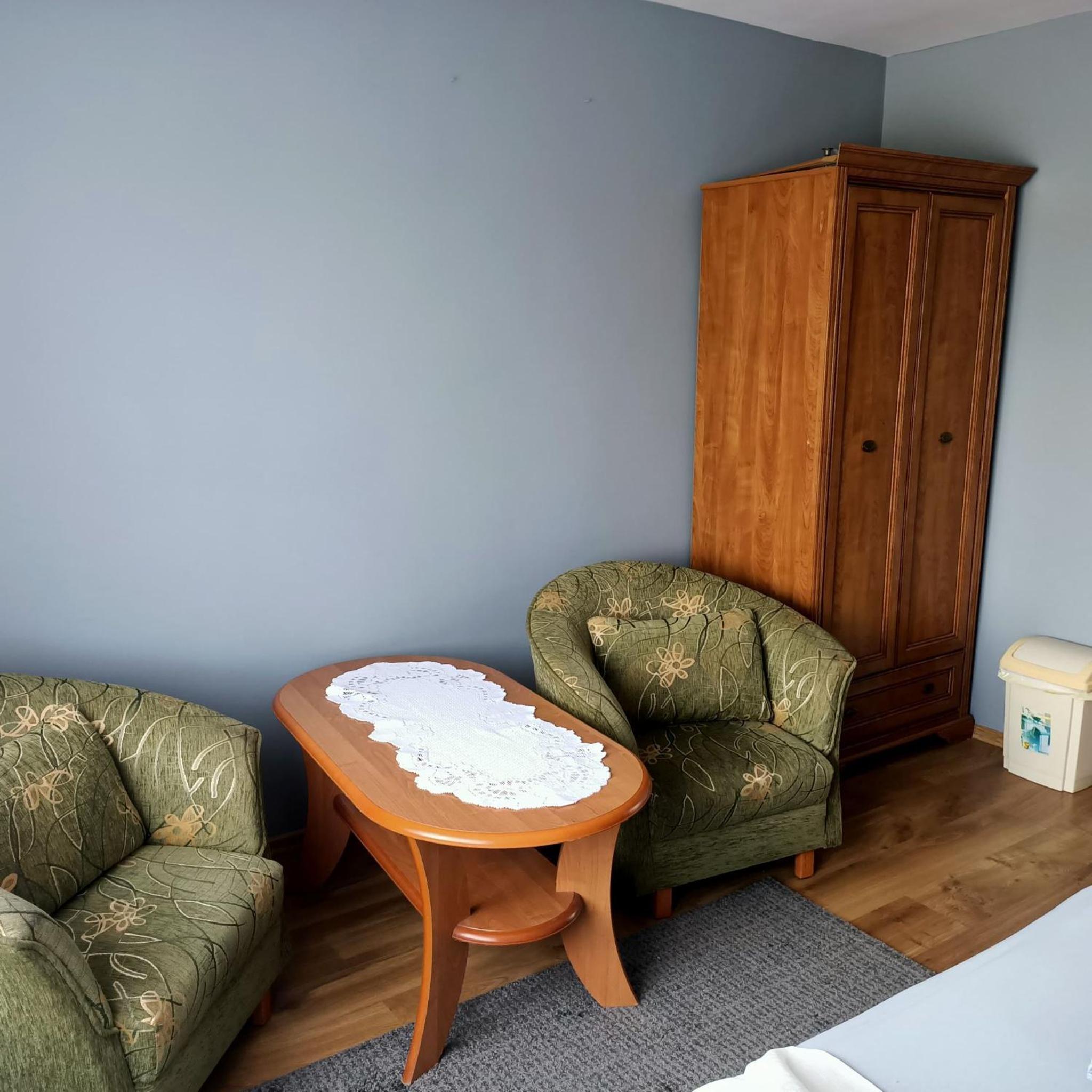 Single Room with Private External Bathroom photo 2