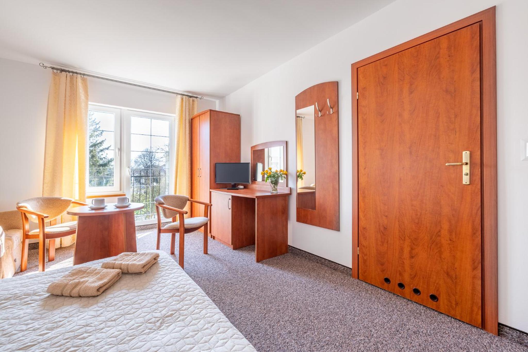 Double or Twin Room photo 1