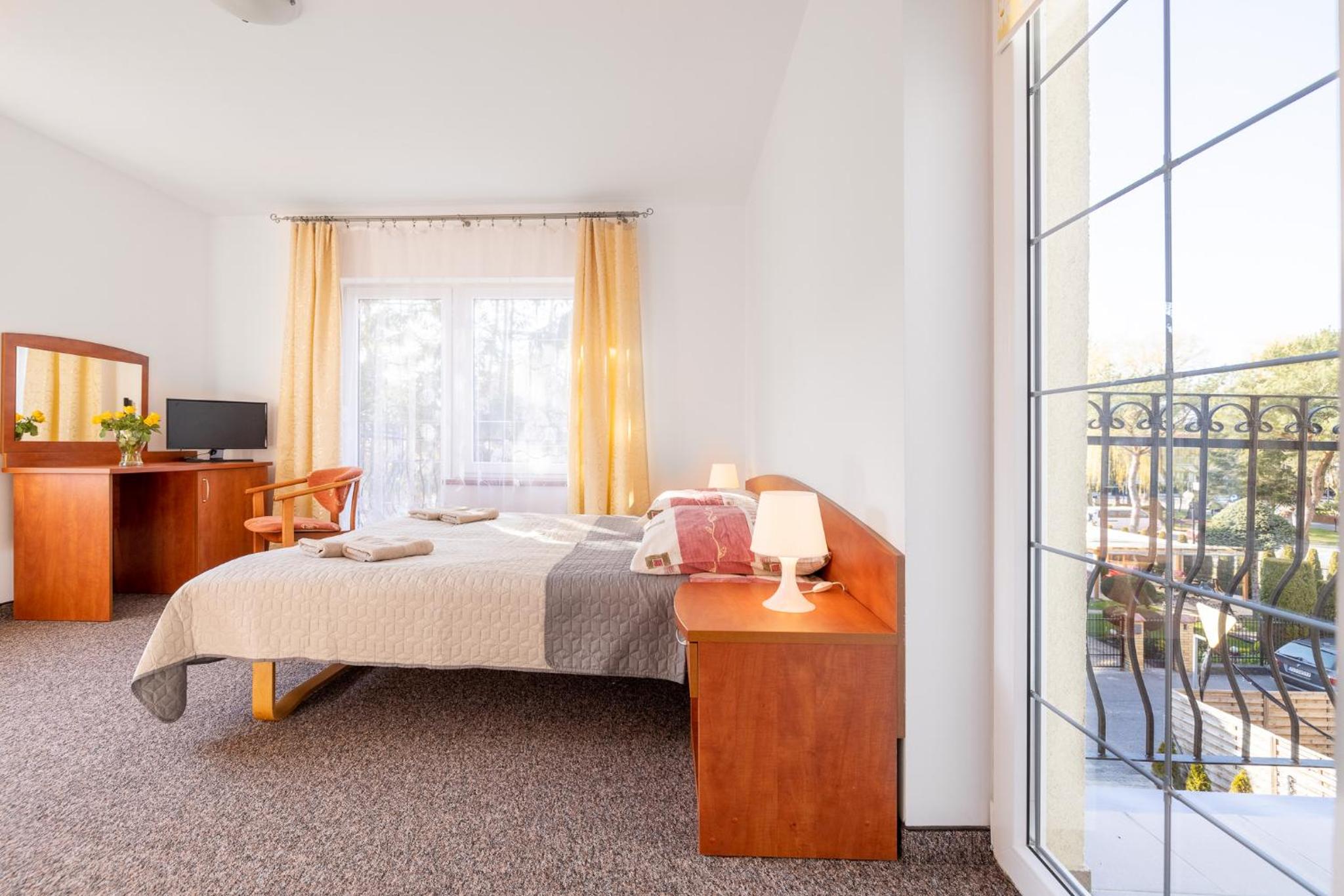 Studio Apartment photo 3