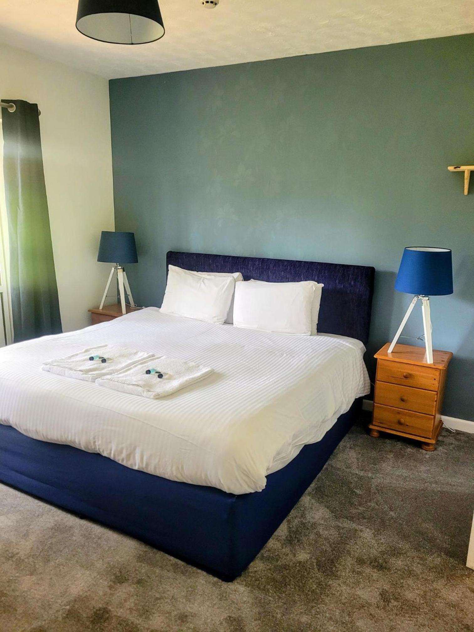 Family Suite (2 Adults + 2 Children)