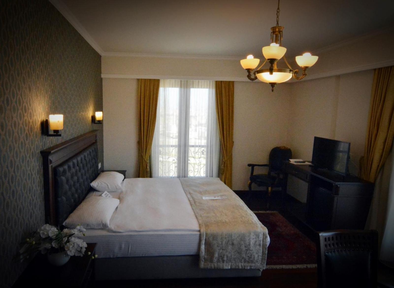Standard Double or Twin Room - Photo 4