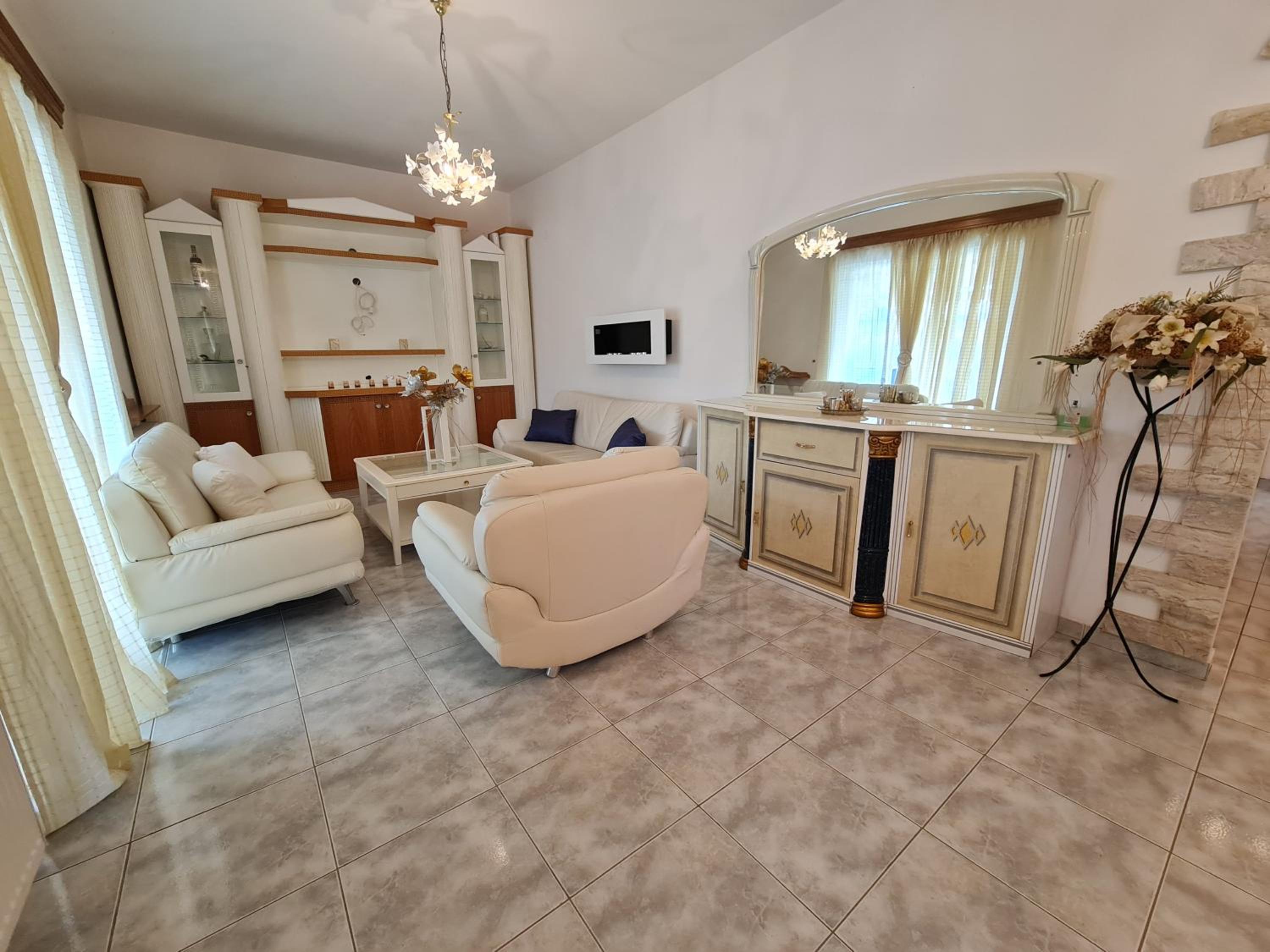 Three-Bedroom Apartment - Photo 92