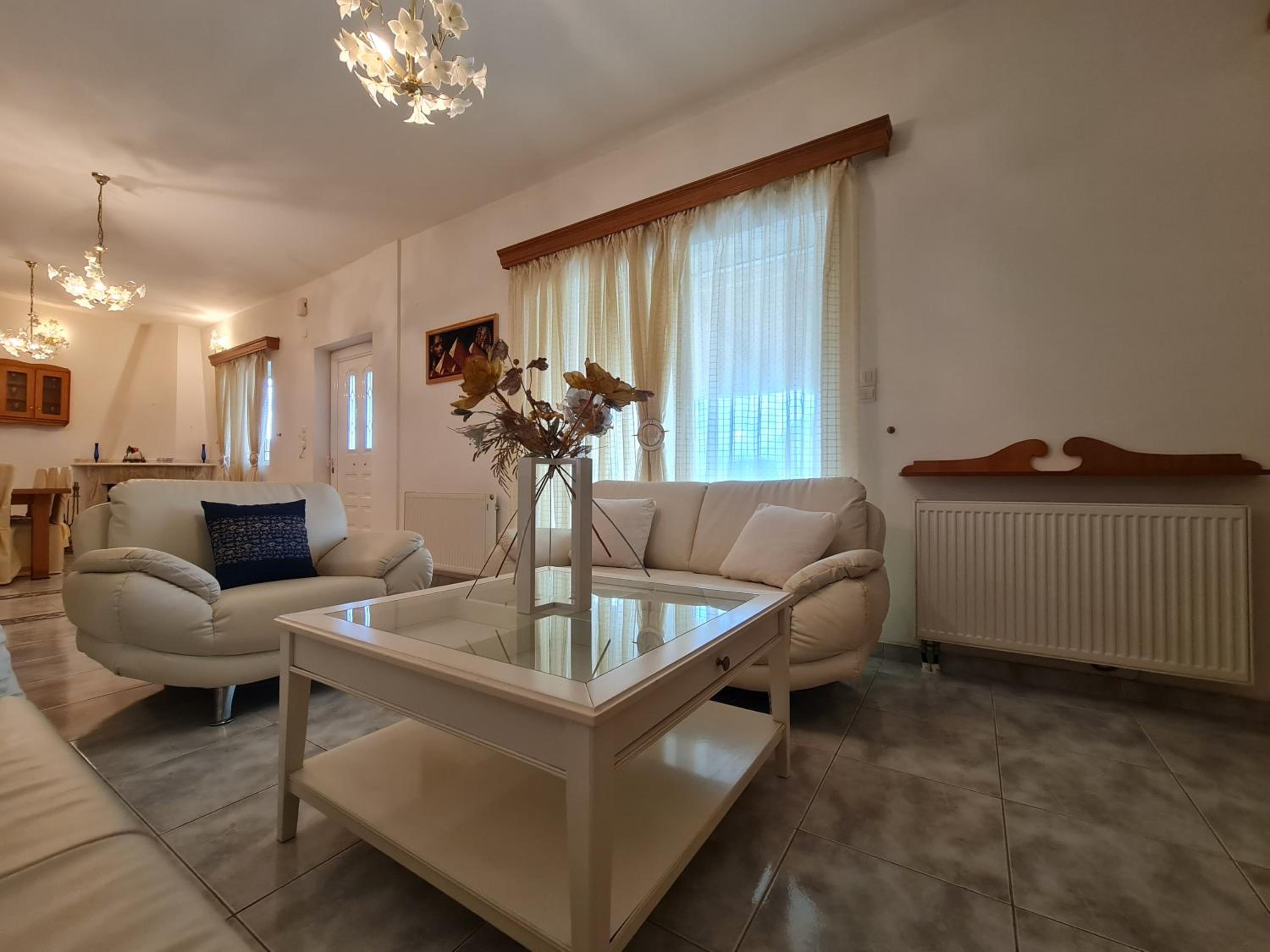 Three-Bedroom Apartment - Photo 70