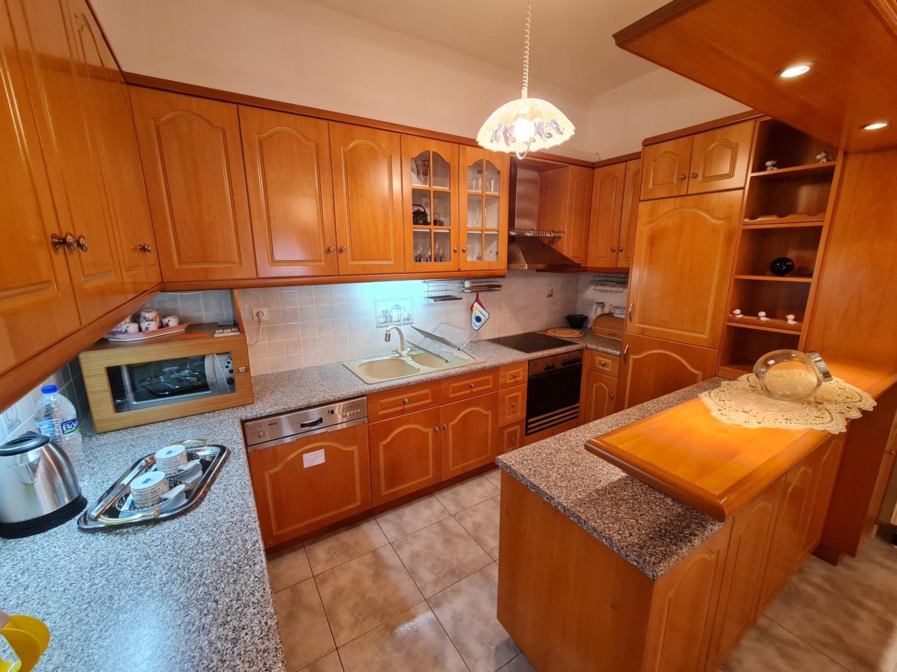 Three-Bedroom Apartment - Photo 39