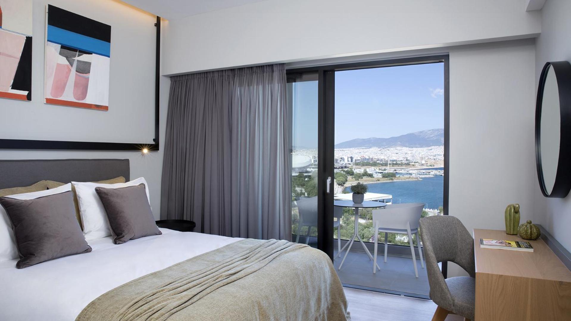 Queen Room with Sea View
