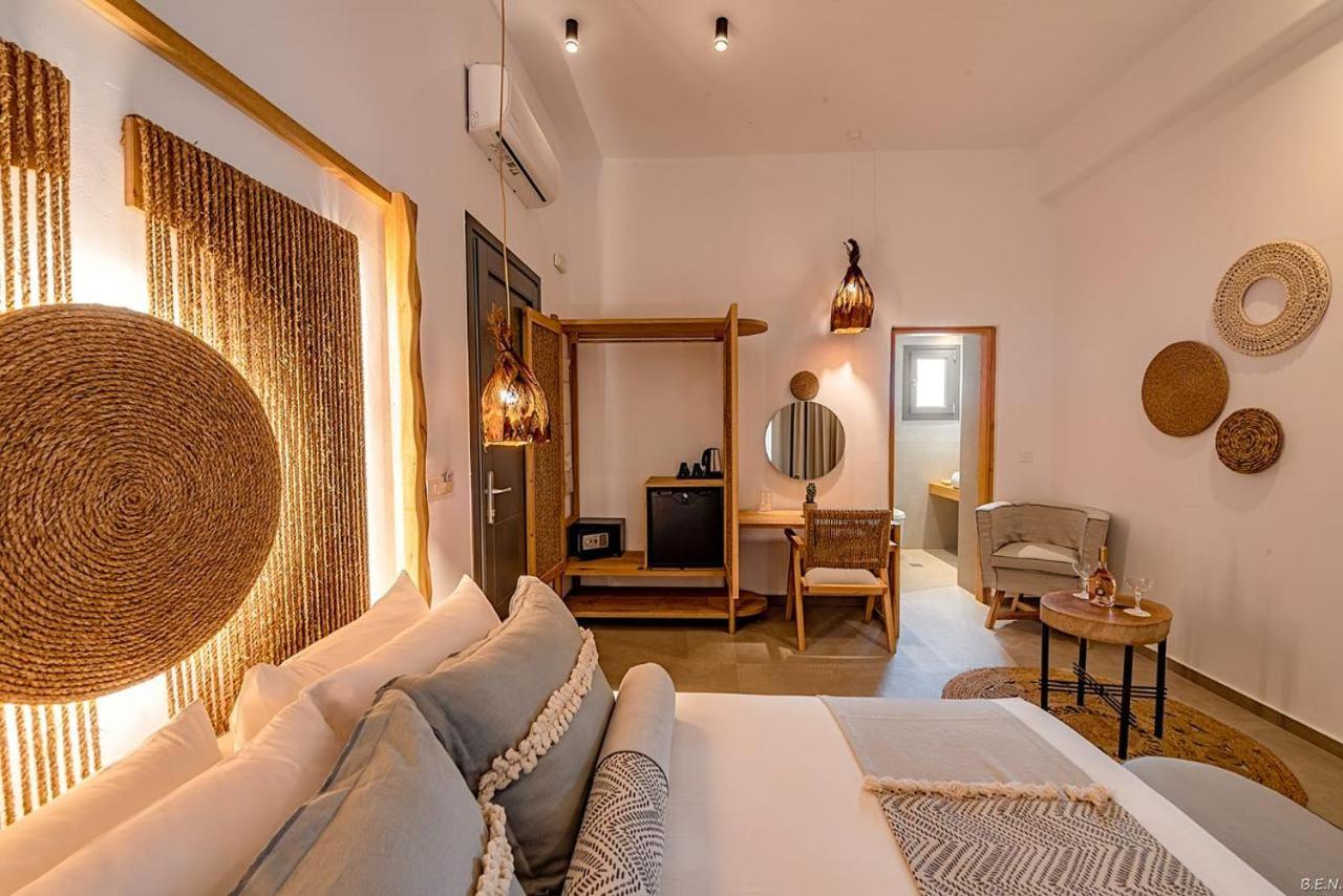 Deluxe Double Room with Pool View