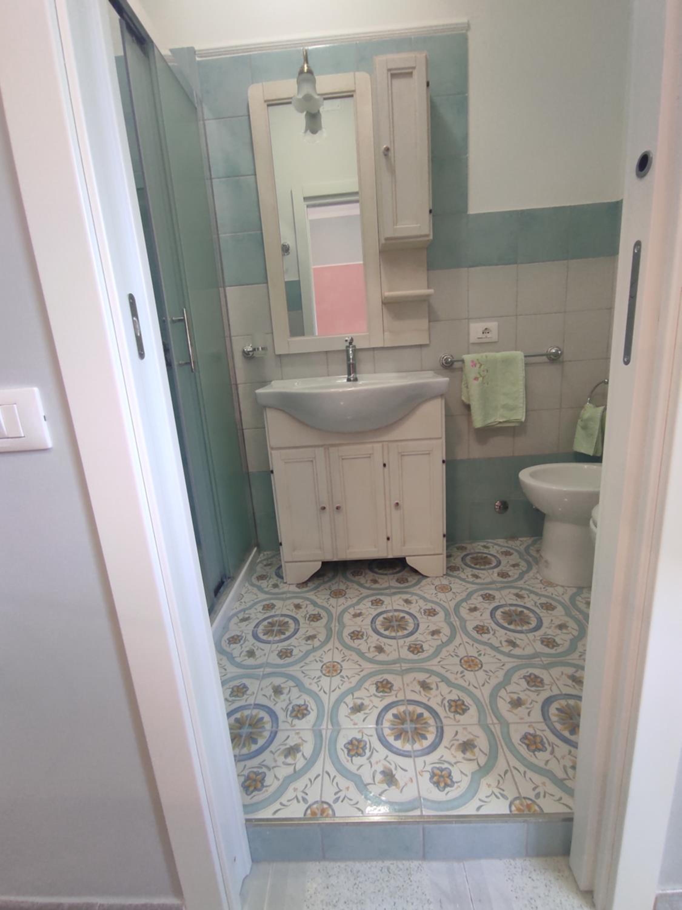 Double Room with Private Bathroom photo 2