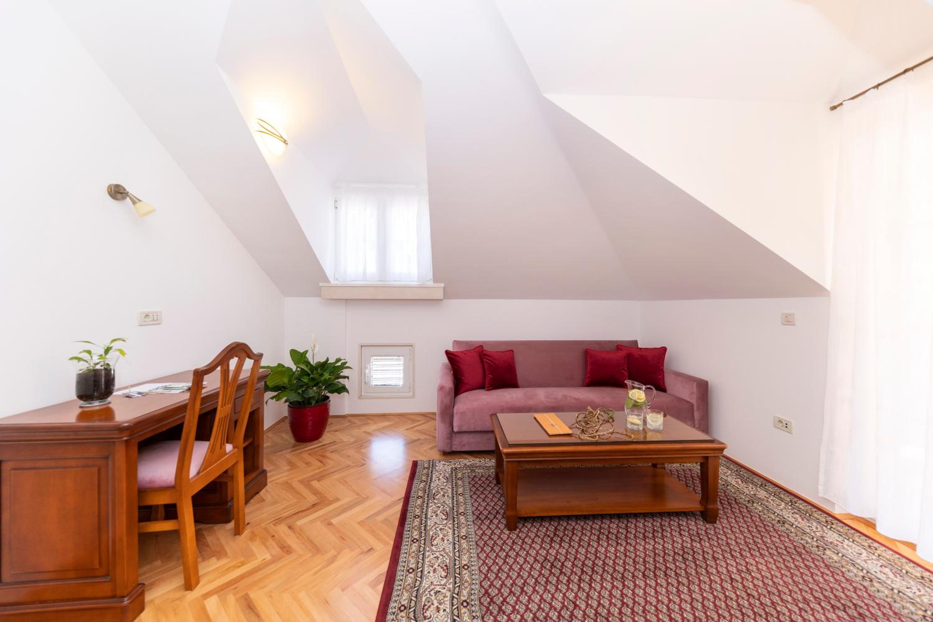 Deluxe Double Room with Terrace