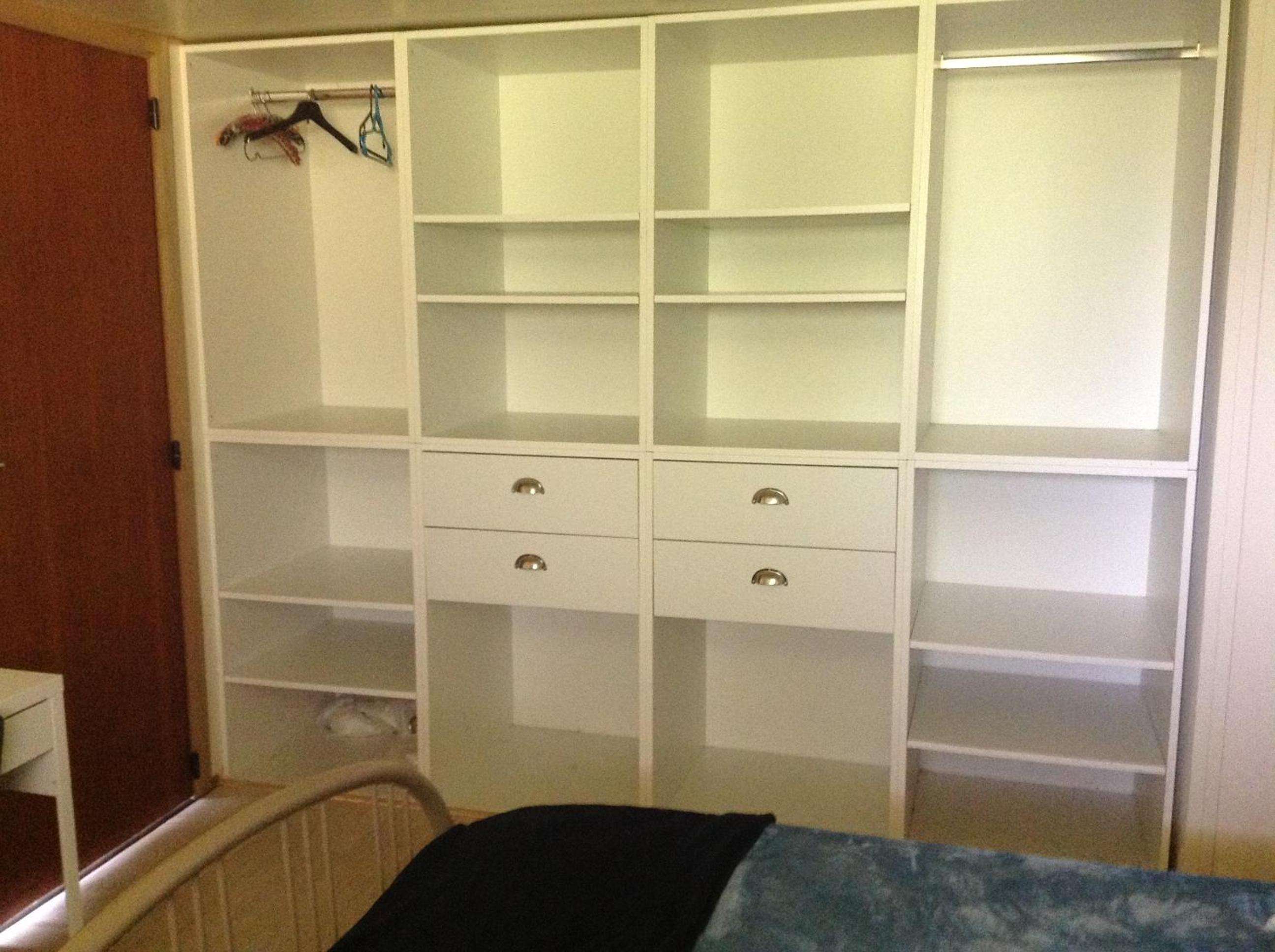 One-Bedroom Apartment - Photo 3