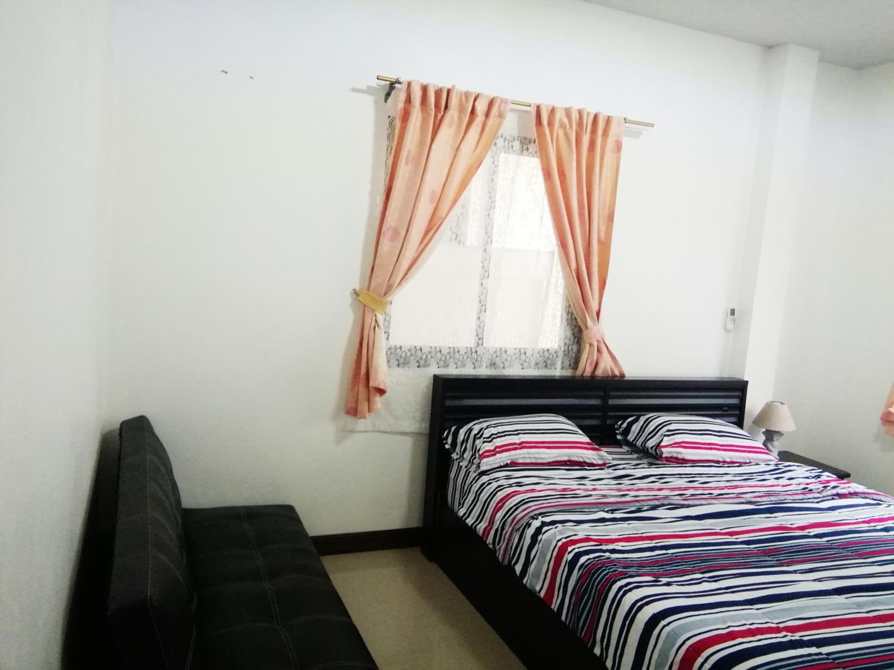 Deluxe King Room photo 2