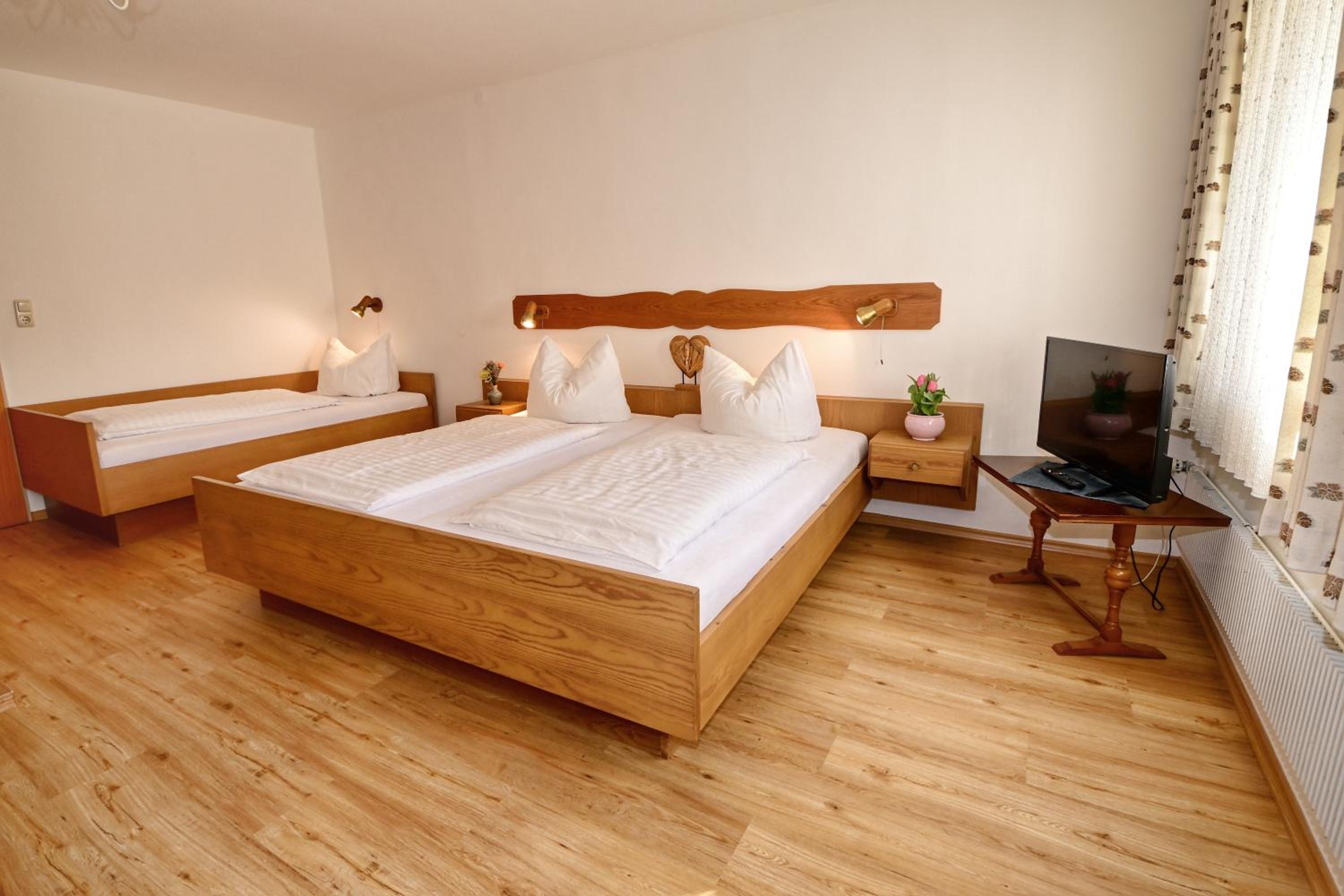 Triple Room - Photo 3