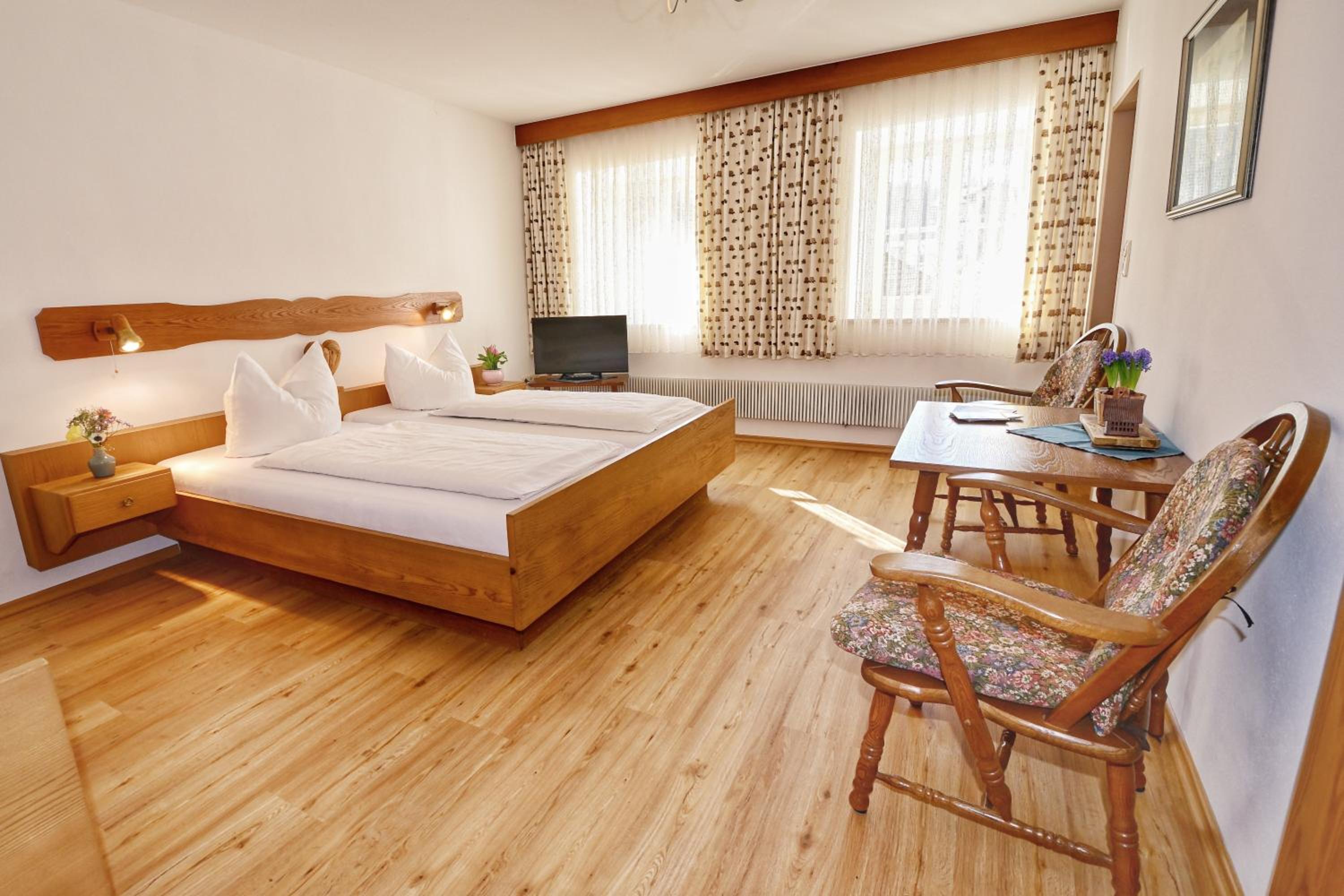 Triple Room - Photo 1