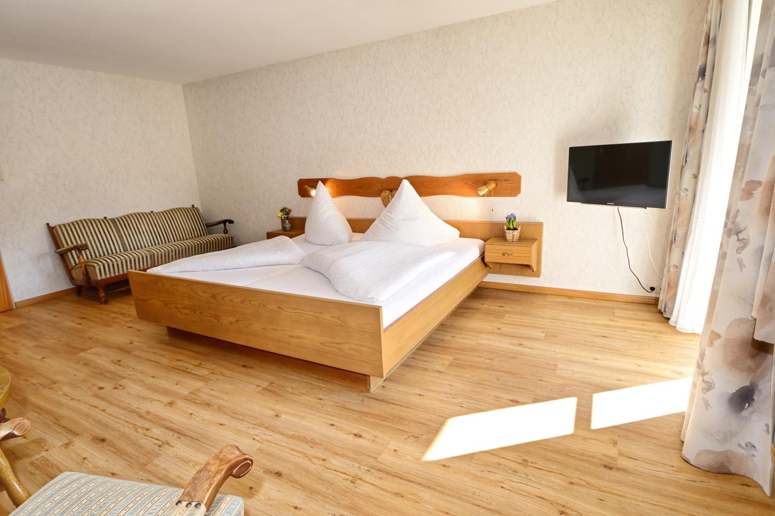 Double Room - Photo 15