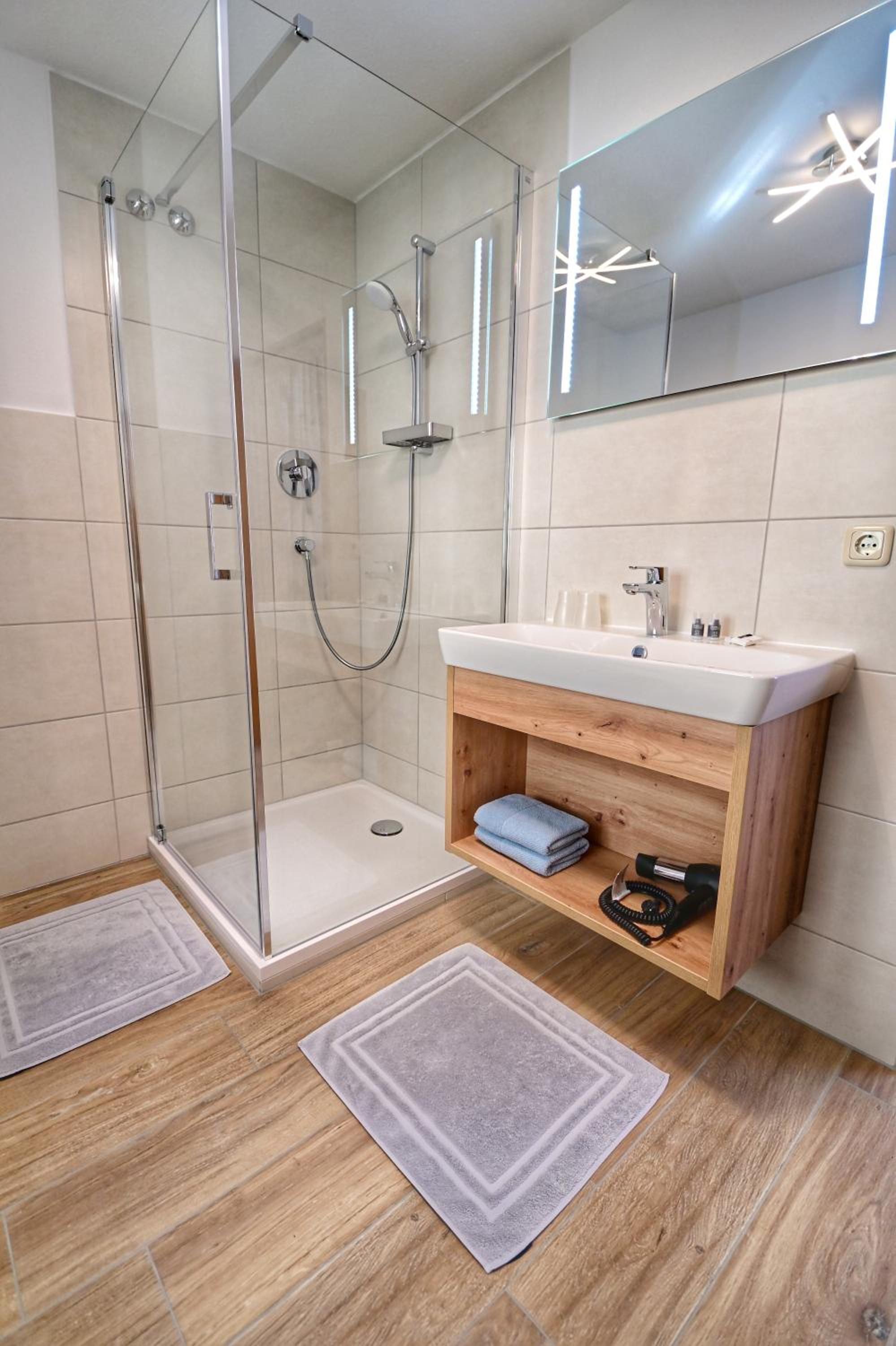 Triple Room - Photo 10