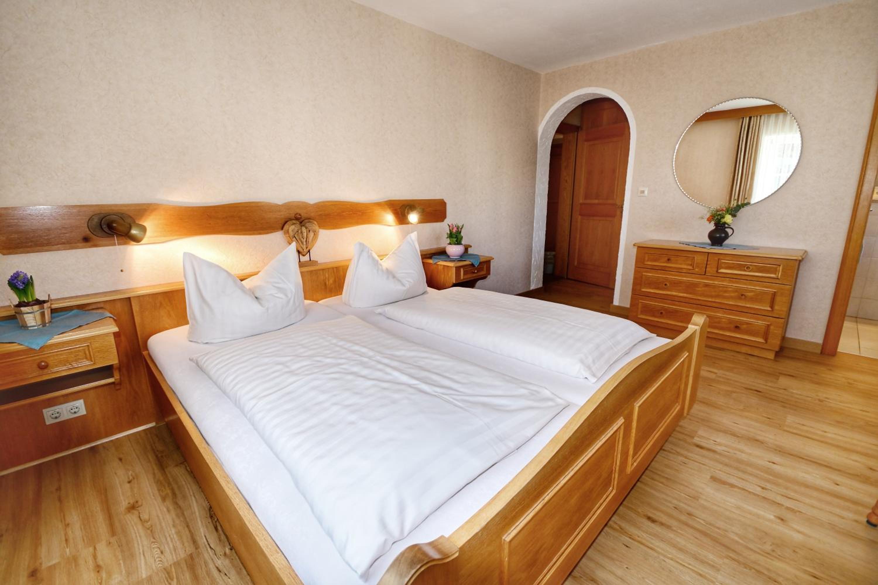 Double Room - Photo 17