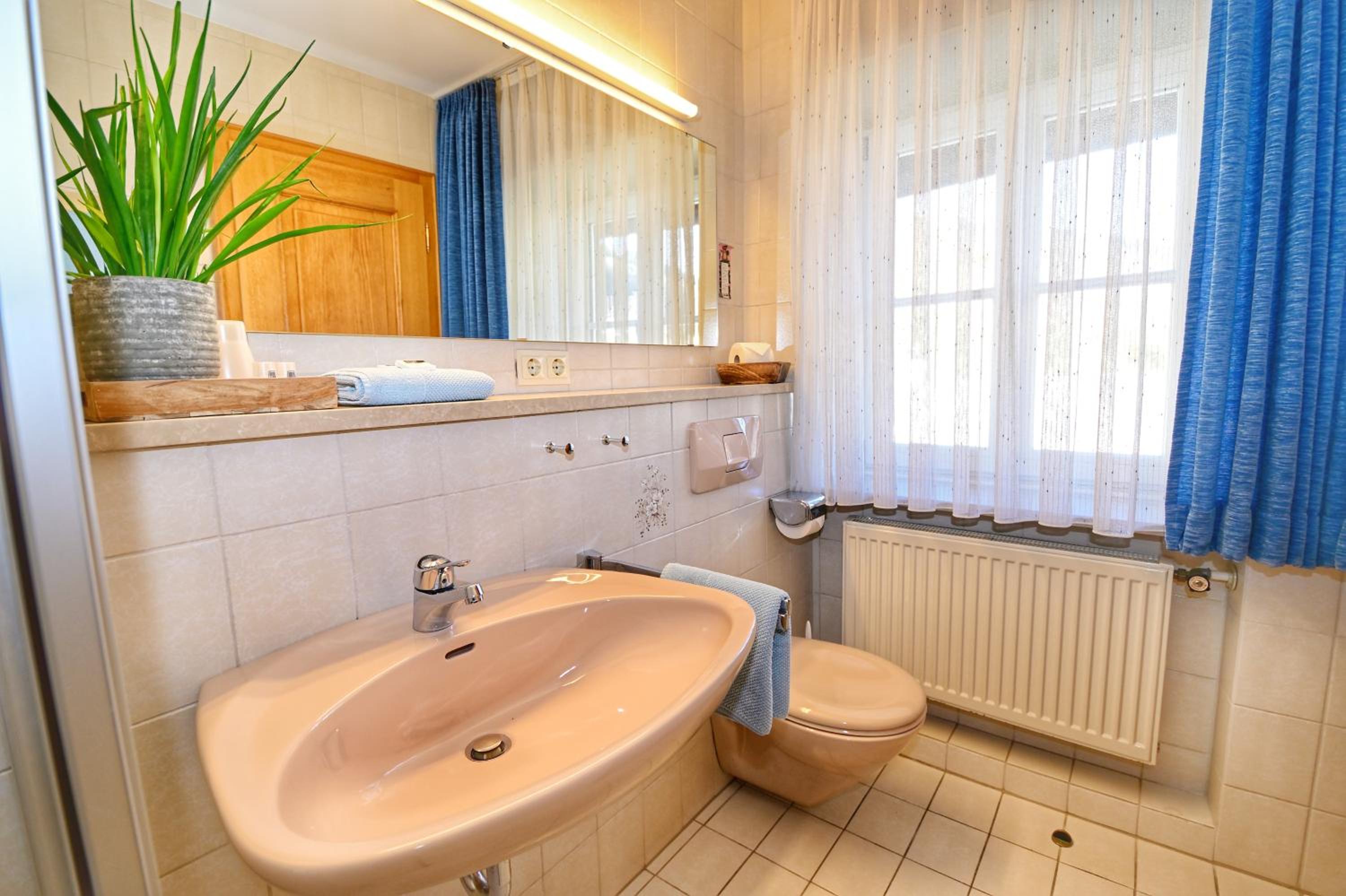 Double Room - Photo 19