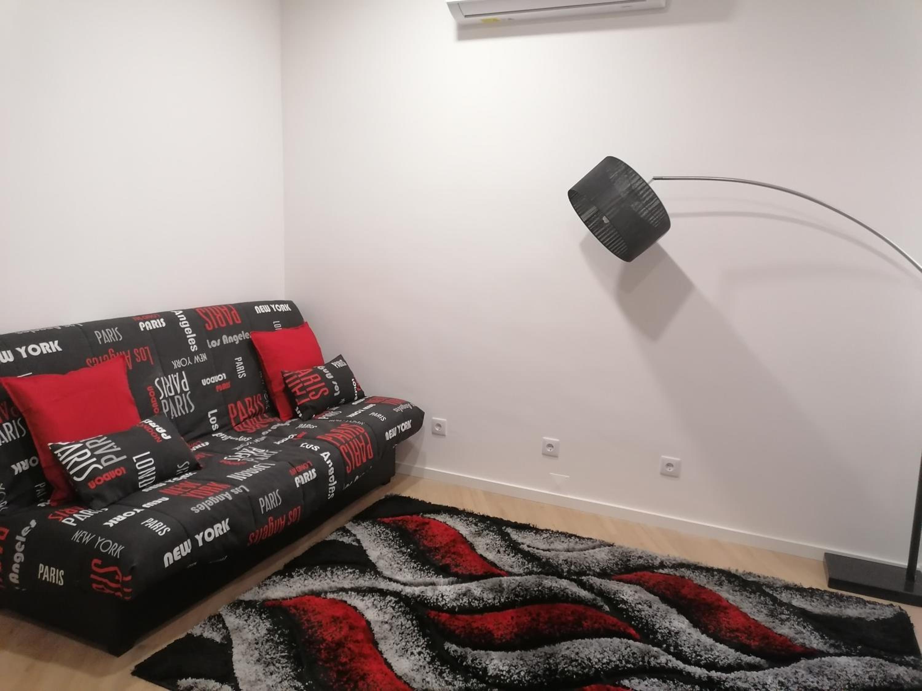 Two-Bedroom Apartment - Photo 16