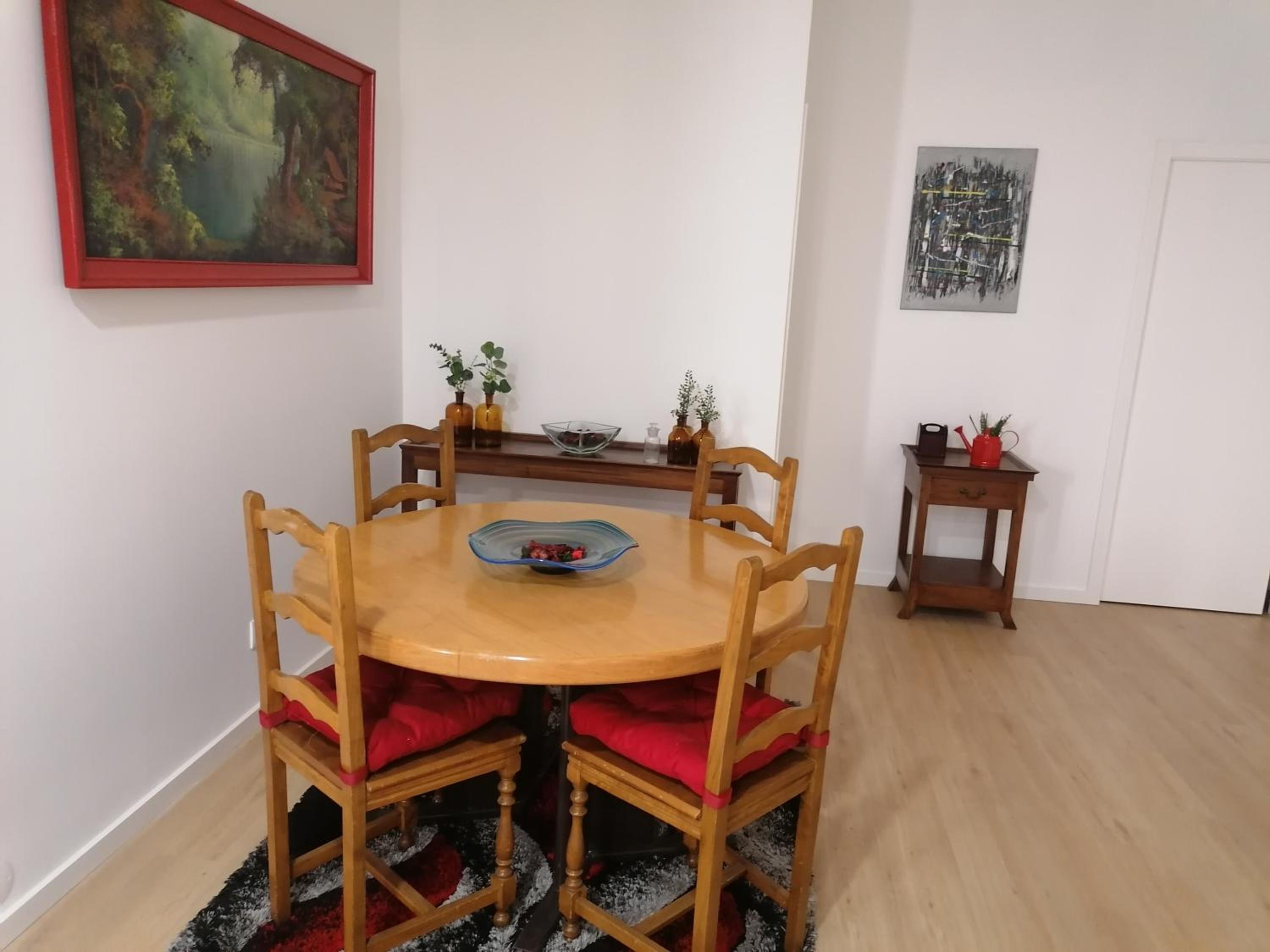 Two-Bedroom Apartment - Photo 4