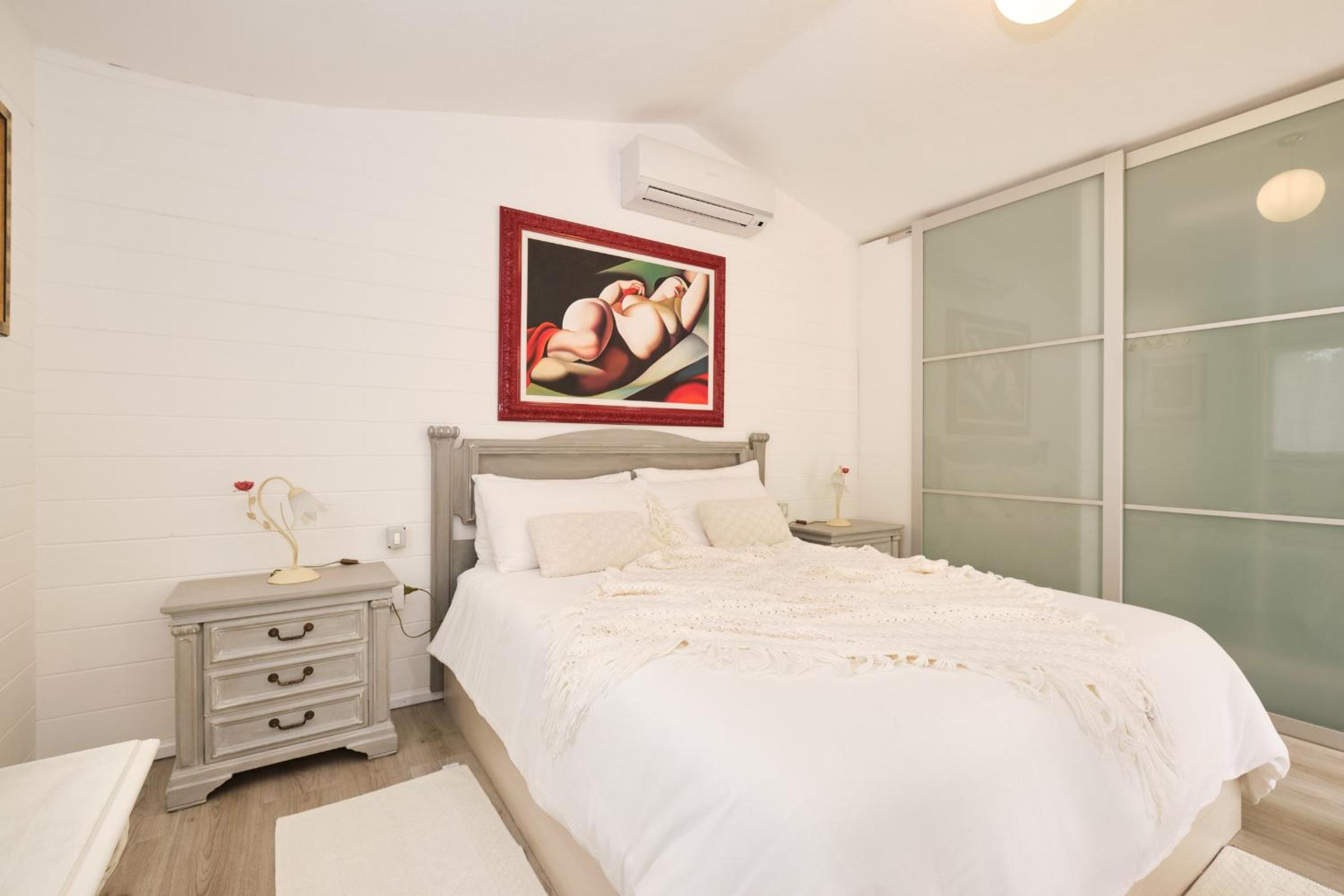 Double Room with Private Bathroom photo 1
