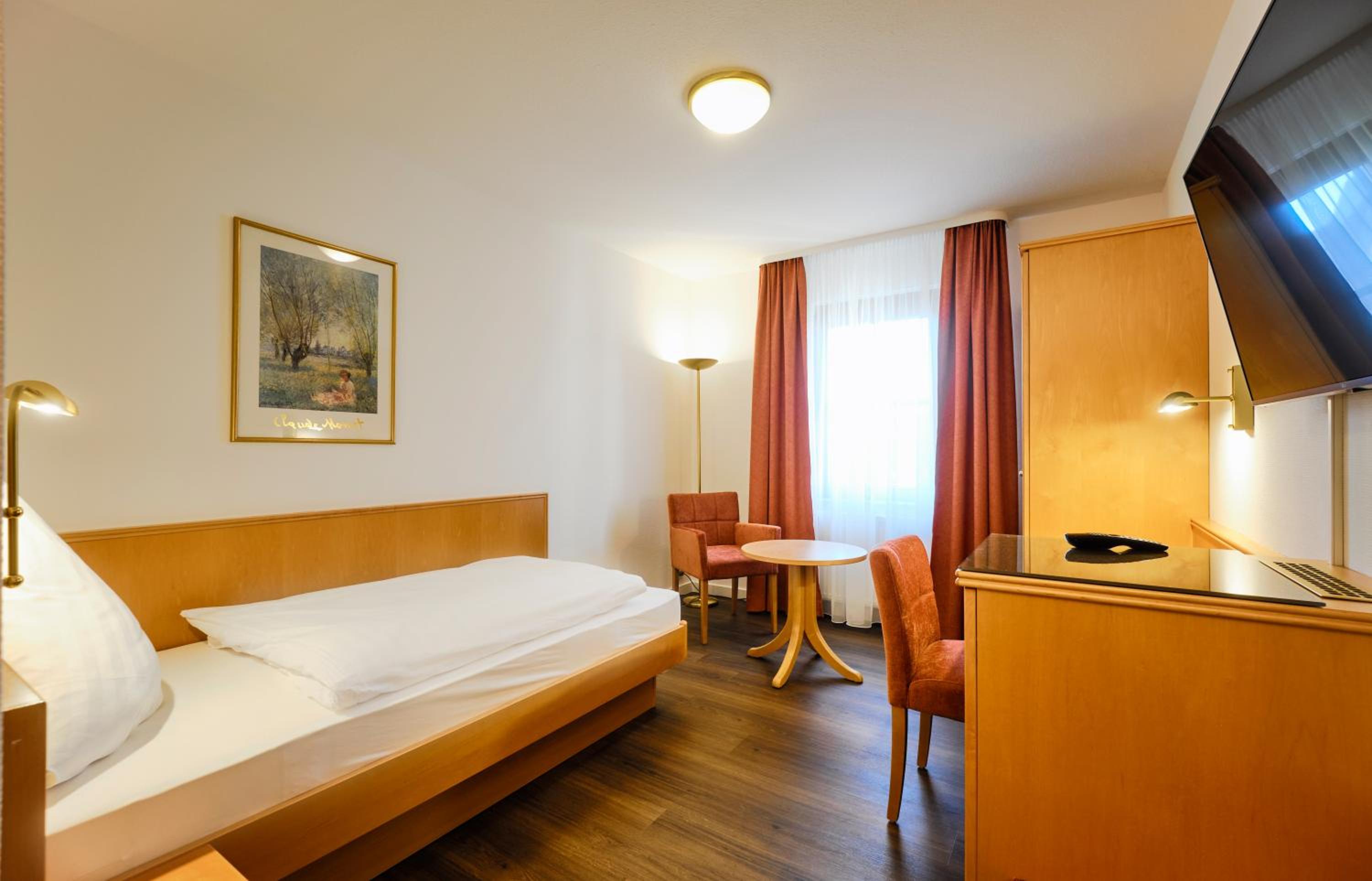 Single Room photo 1