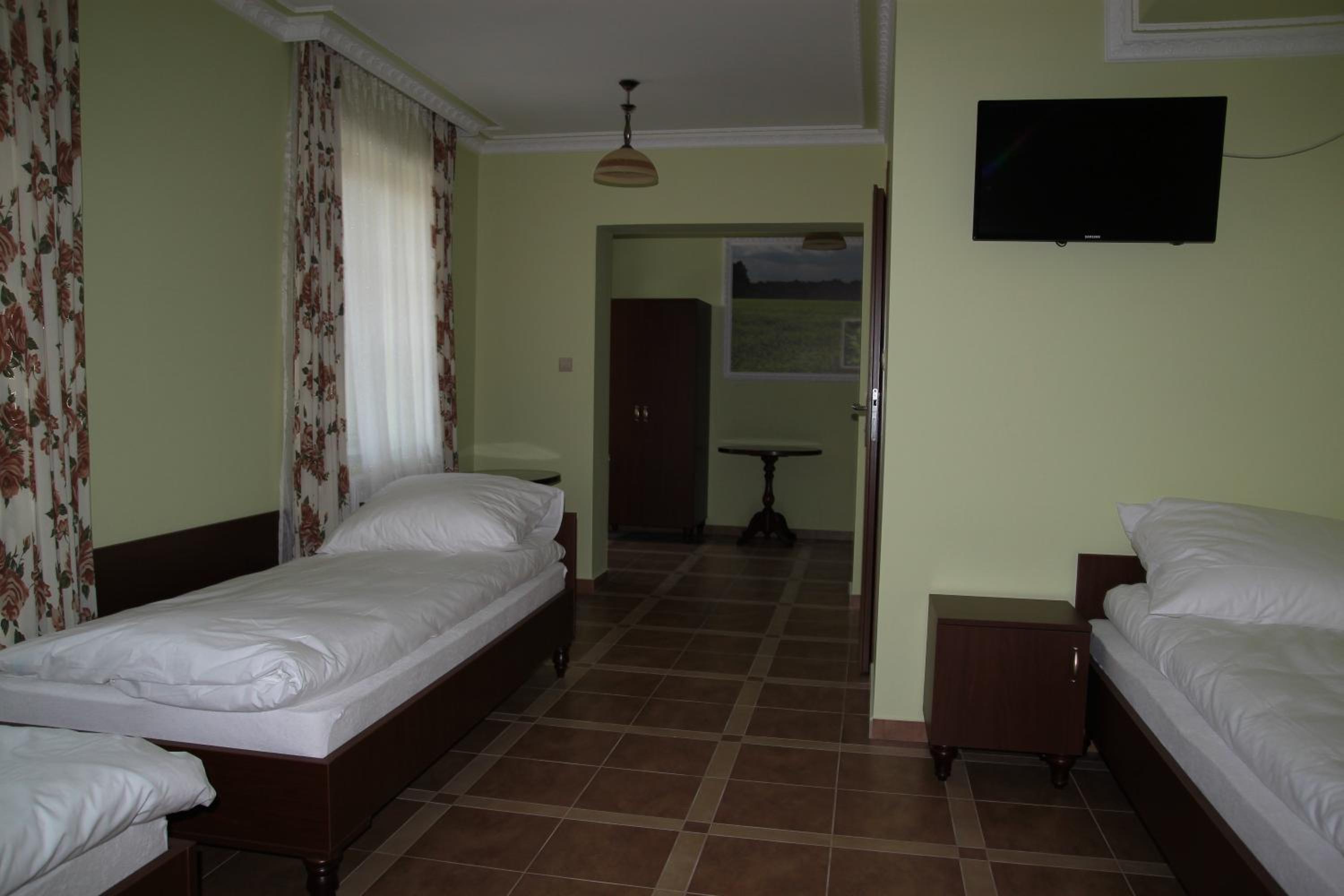 Luxury Quadruple Room - Photo 1