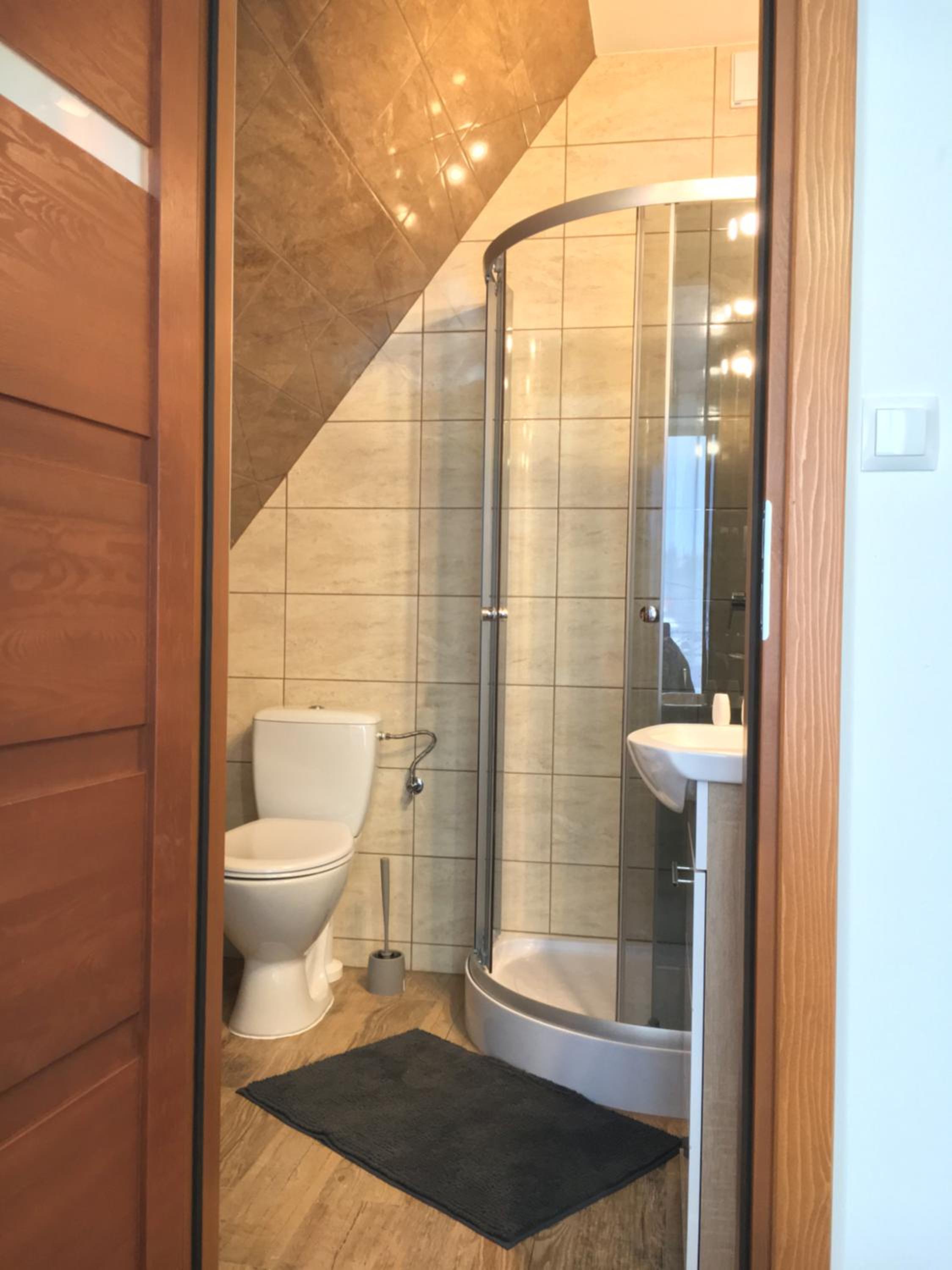 Double Room - Photo 7