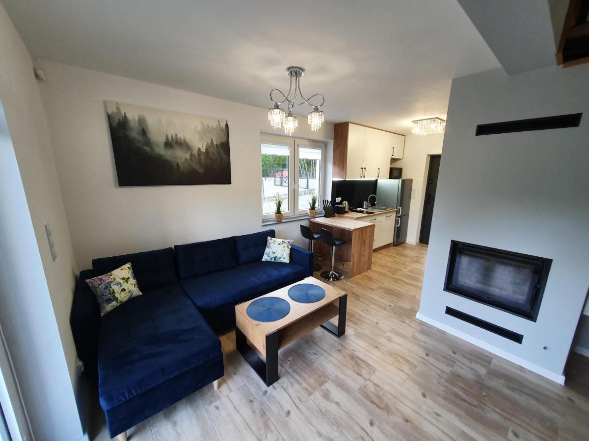 Two-Bedroom House - Photo 2