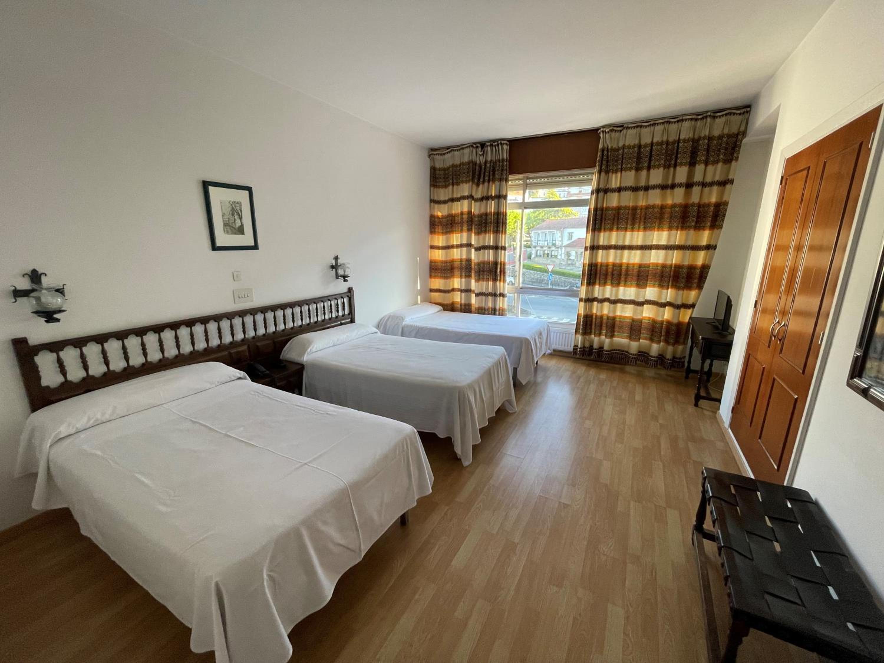 Habitación Triple Económica