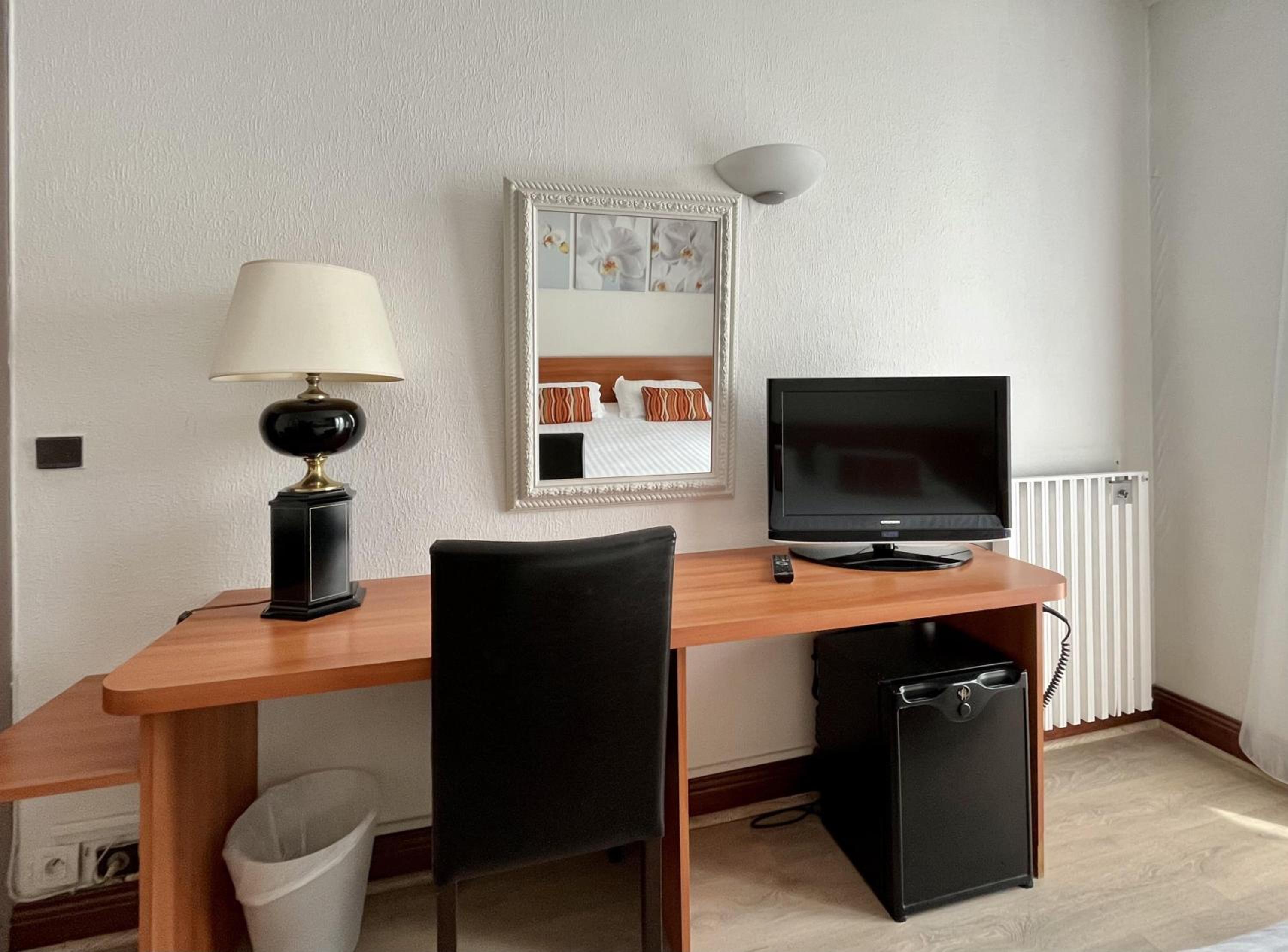 Superior Double Room - Photo 1