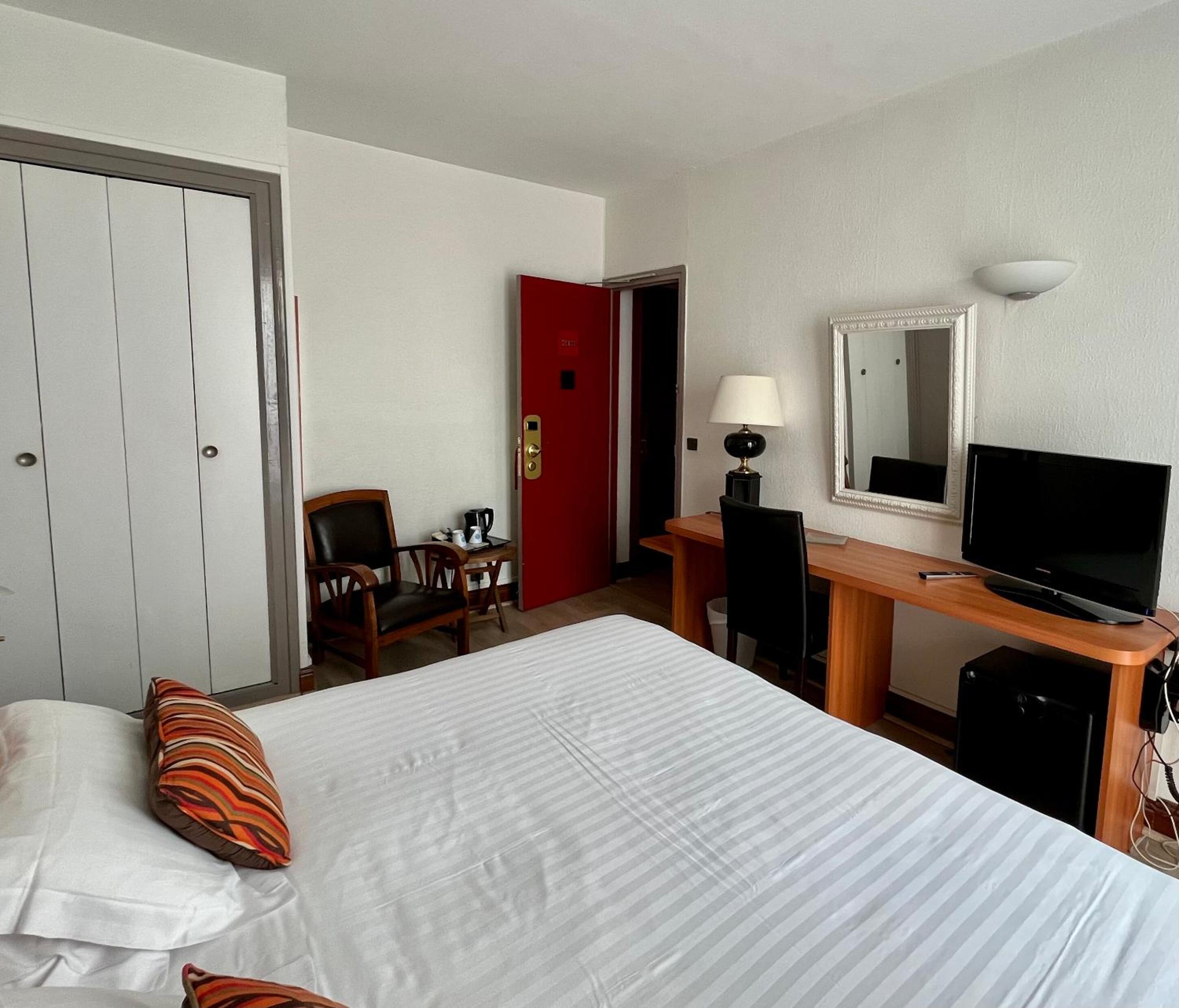 Superior Double Room - Photo 2
