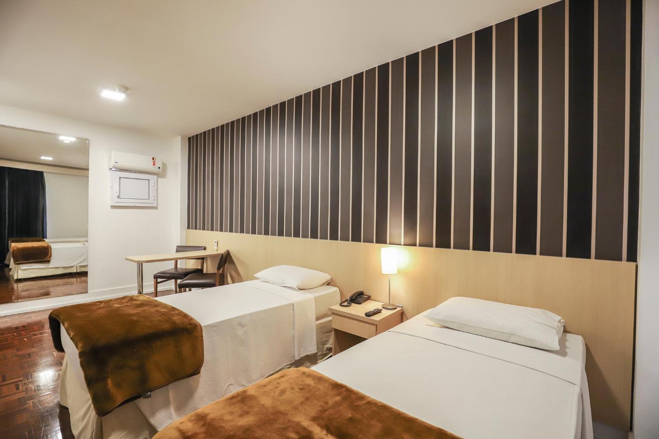 Double or Twin Room - Photo 12